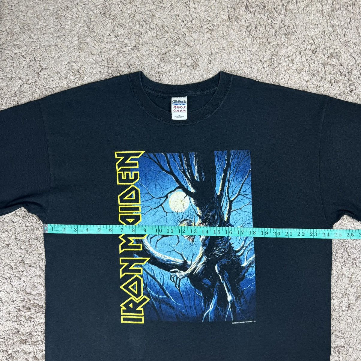 Band Tees Vintage Iron Maiden 'Fear of the Dark' Graphic Art T-shirt Size US XL / EU 56 / 4 - 14 Thumbnail