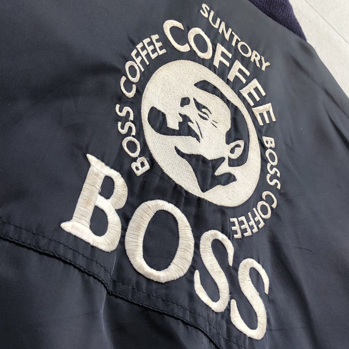 Vintage Vintage Suntory Boss Coffee Embroidery Logo Sun Faded Jacket Size US L / EU 52-54 / 3 - 2 Thumbnail