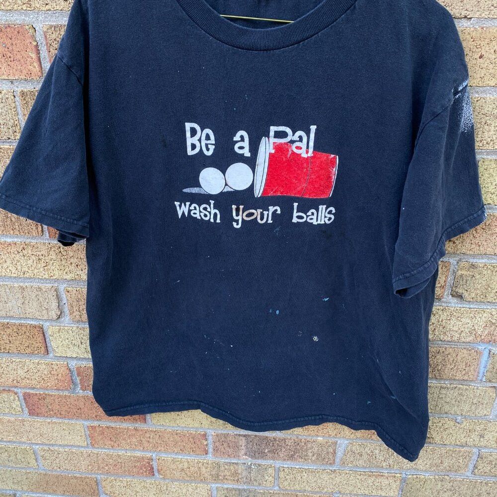 Vintage Vintage 'Be a Pal Wash Your Balls' Cup Pong Graphic T Shirt Size US L / EU 52-54 / 3 - 9 Thumbnail