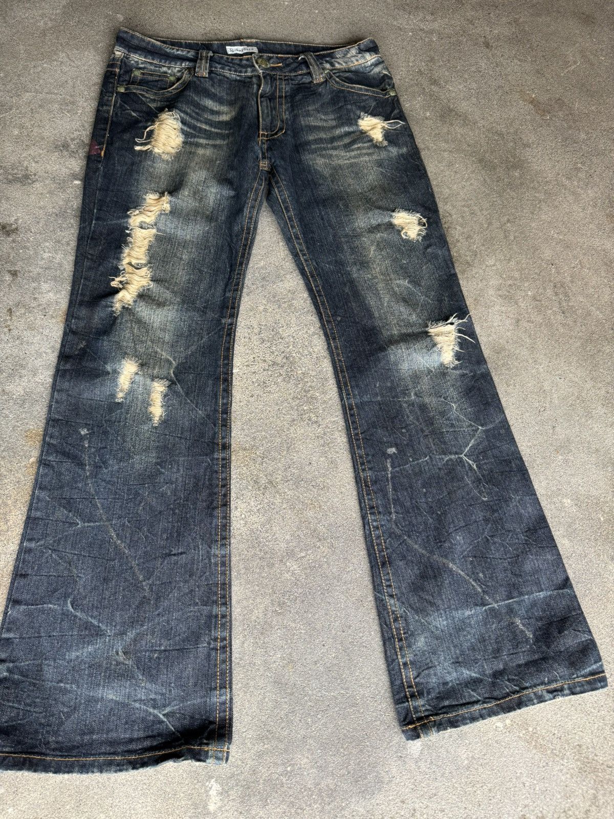 Japanese Brand Japanese Archive Distressed Flare Denim – 00s Vintage Wash Size US 32 / EU 48 - 5 Thumbnail