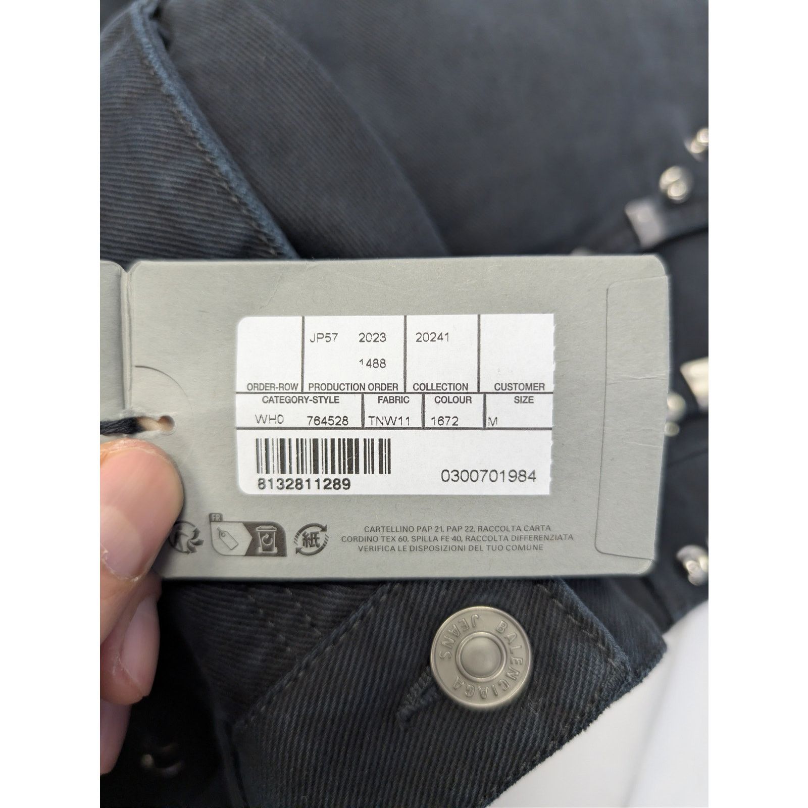 Balenciaga o1rshd1 Q:2 / Left Hand Denim Pierced Baggy Pants in Black Size US 32 / EU 48 - 22 Thumbnail