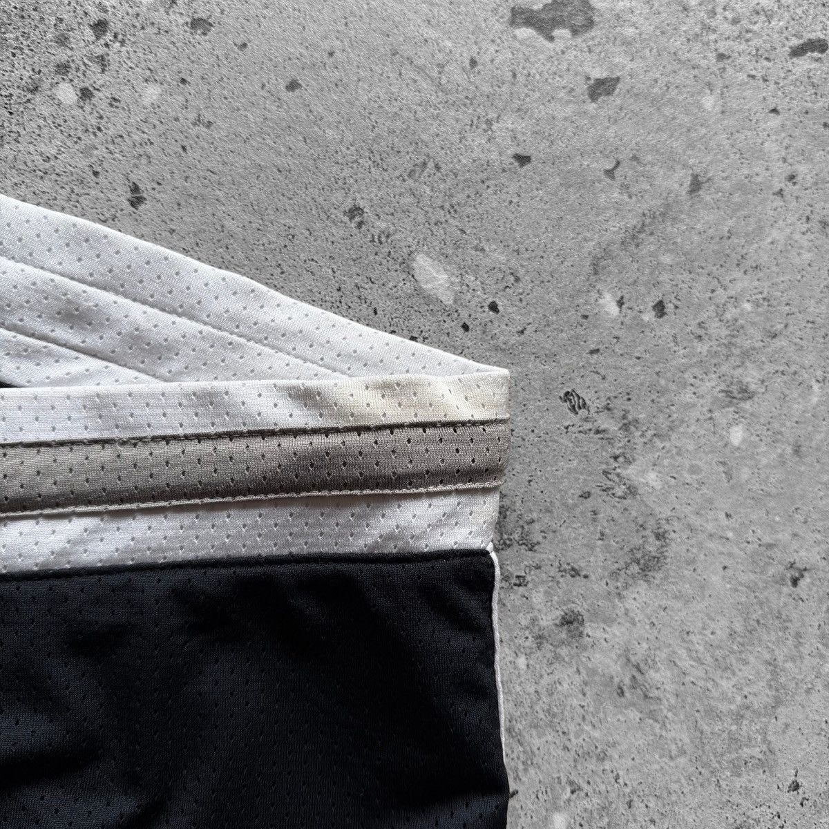 Nike Nike The Athletic Dept. Womens Black Mesh Running Shorts Size 28" / US 6 / IT 42 - 7 Thumbnail