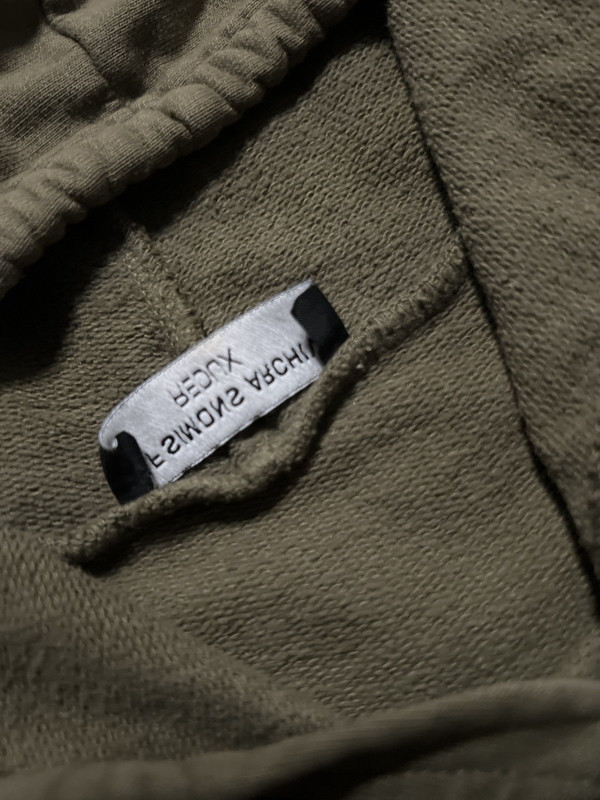 Raf Simons AW01 (Redux) - New York Hoodie Size US L / EU 52-54 / 3 - 5 Thumbnail