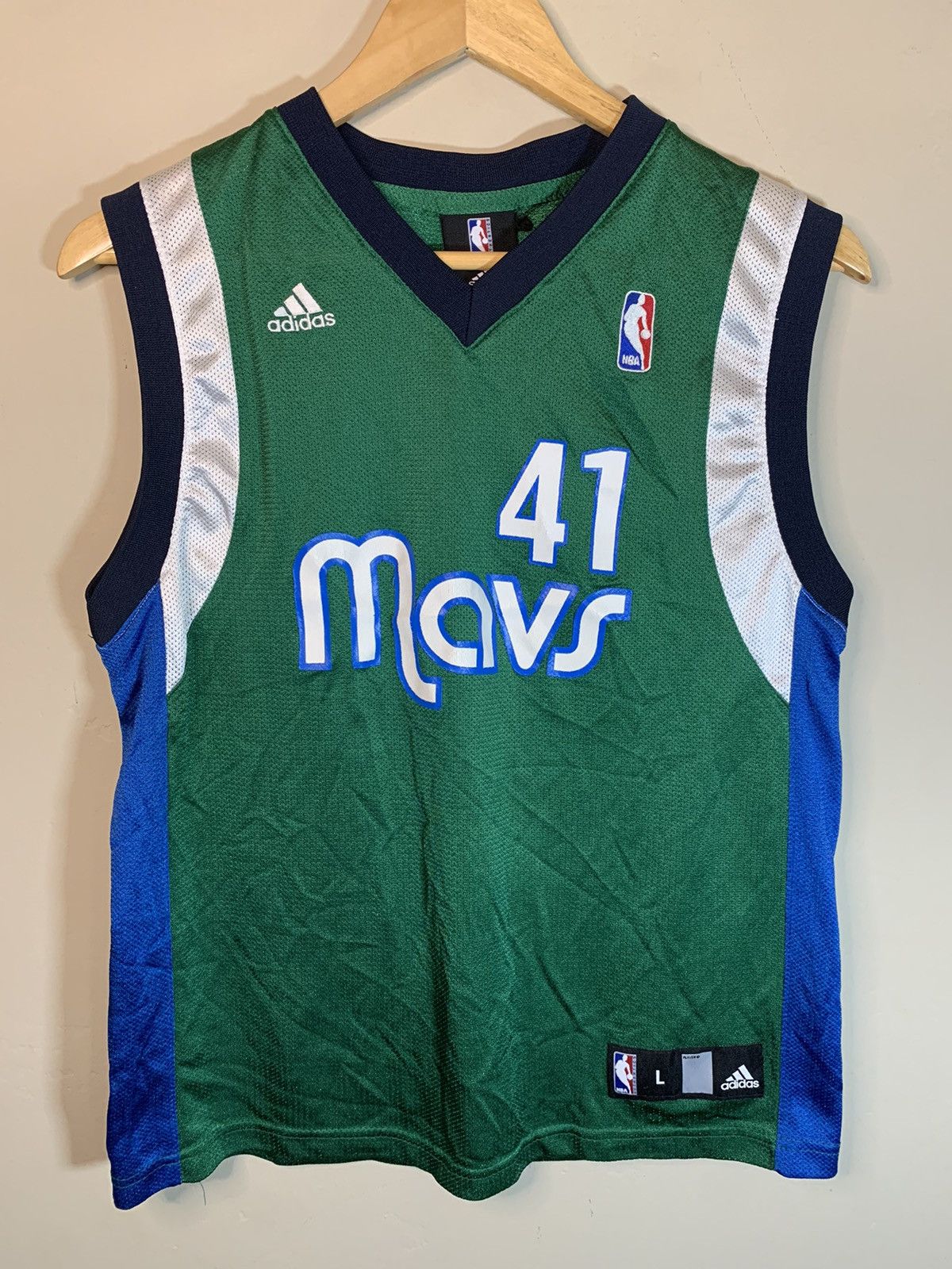 Adidas × NBA × Vintage *RARE* Vintage Dirk Nowitzki Dallas Mavericks NBA Jersey #41 Size US XXS / EU 40 - 1 Thumbnail