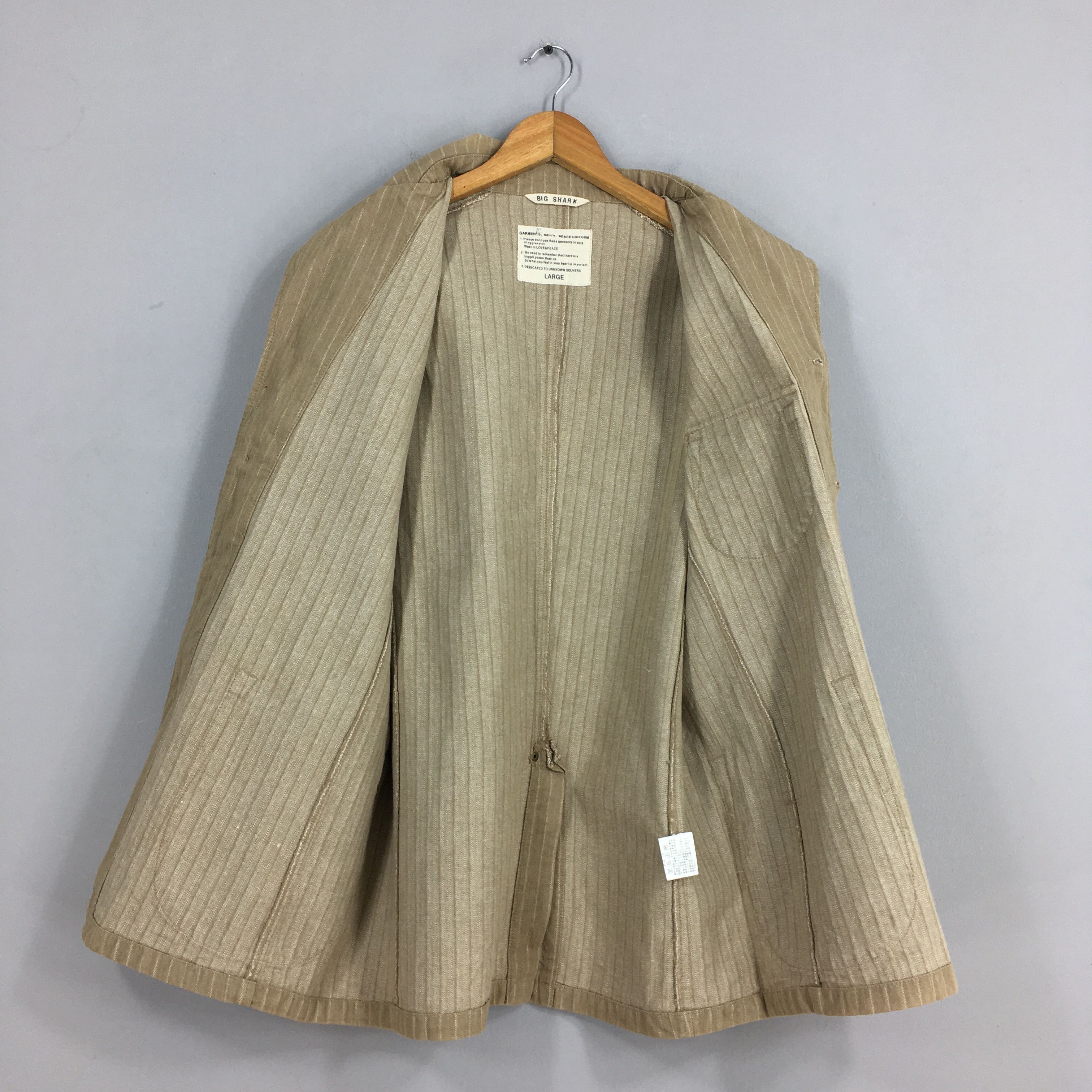 Vintage Vintage 90's Big Shark Jeans Stripes Beige Labor Jacket L Size US L / EU 52-54 / 3 - 6 Thumbnail