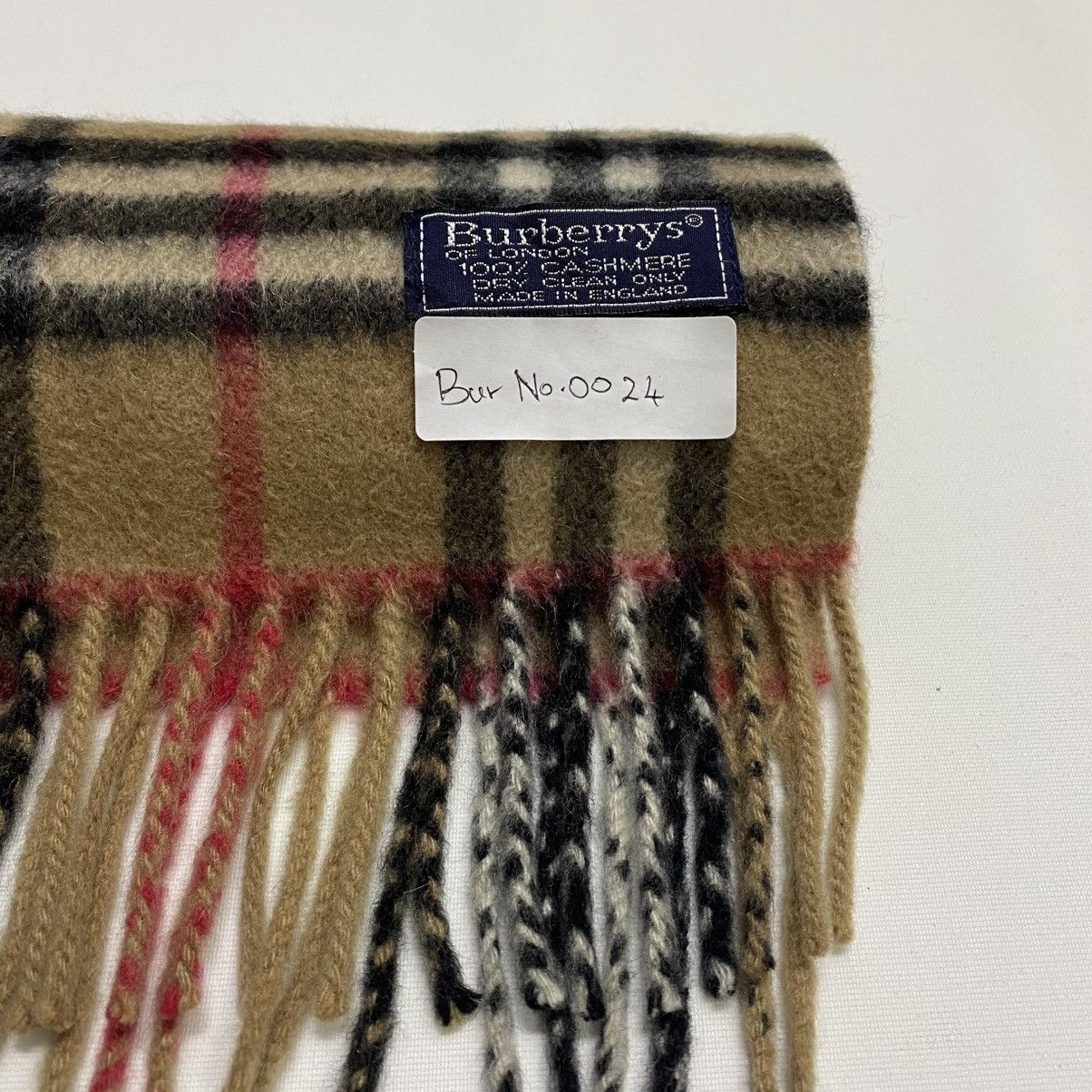 Burberry BURBERRYS SCARF MUFFLER BUR024 Size ONE SIZE - 8 Thumbnail