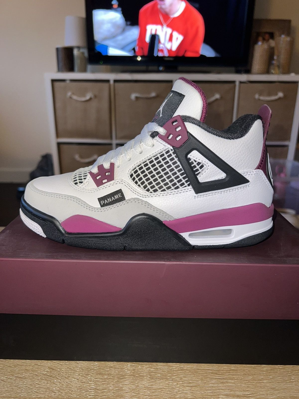 Jordan Brand Paris Saint-Germain x Air Jordan 4 Retro GS 'Bordeaux' Size US 5 / EU 37 - 10 Thumbnail