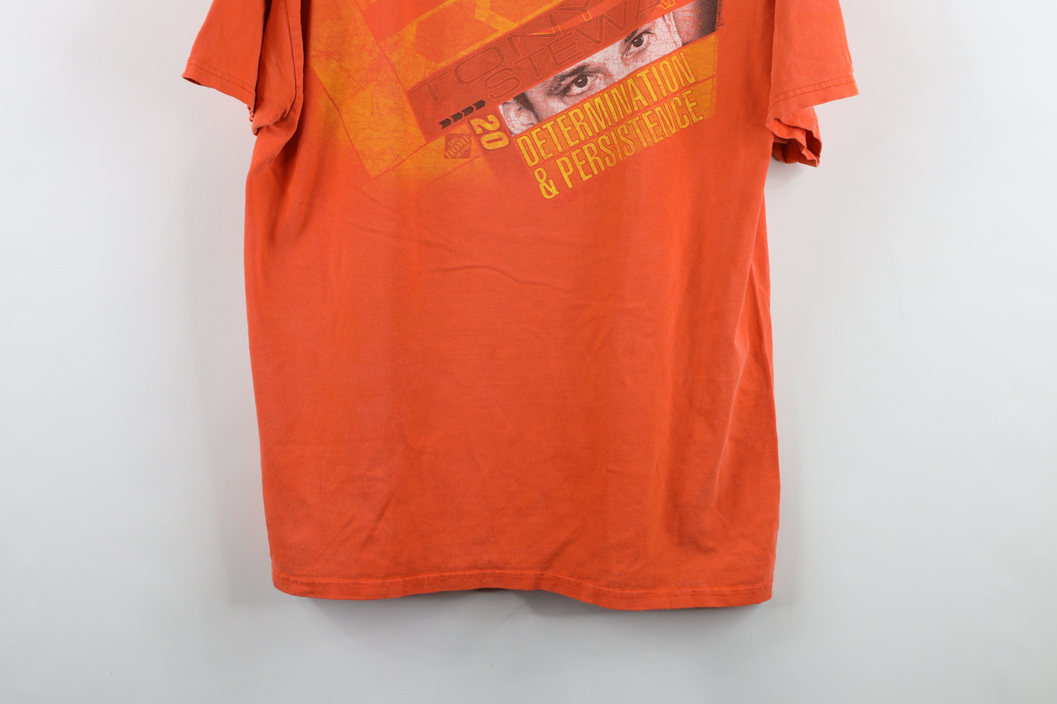 Vintage Vintage Y2K NASCAR Spell Out Tony Stewart Racing T-Shirt Size US L / EU 52-54 / 3 - 3 Thumbnail