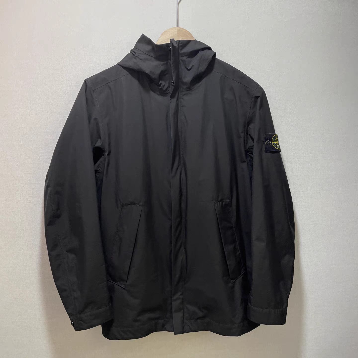 Stone Island Black Hooded Light Jacket with Zip Closure Size US M / EU 48-50 / 2 - 1 Thumbnail