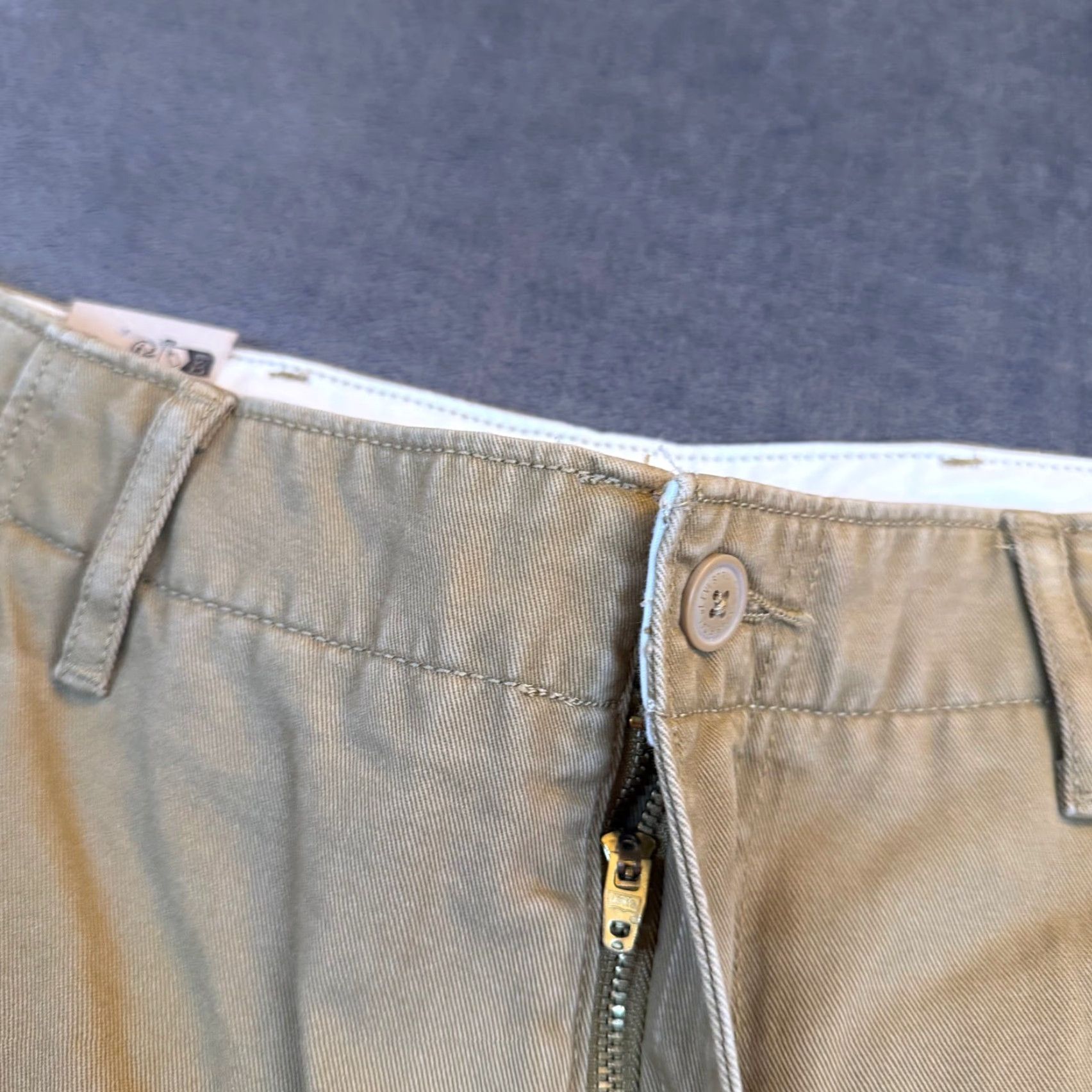Levi's VINTAGE Levis Ace Cargo Pants Mens 30x30" Tan Khaki Relaxed Tapered Cotton NWT Size US 30 / EU 46 - 5 Thumbnail