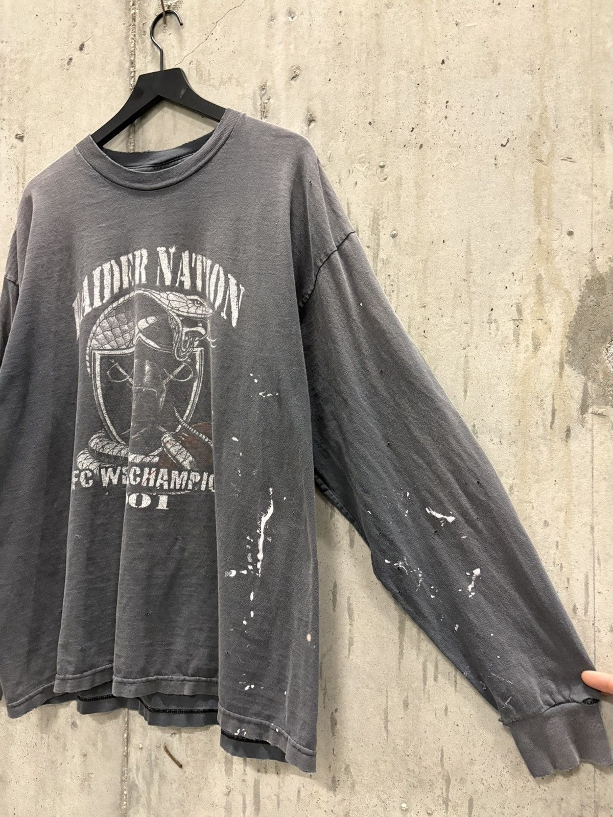 Vintage Vintage Raider Nation Shirt Faded Distressed Grunge Band Size US XXL / EU 58 / 5 - 6 Thumbnail
