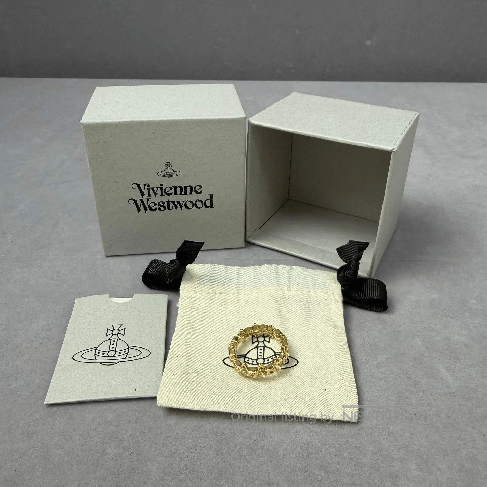 Vivienne Westwood Vivian Westwood Warwick Crown Saturn Ring. Size ONE SIZE - 2 Thumbnail