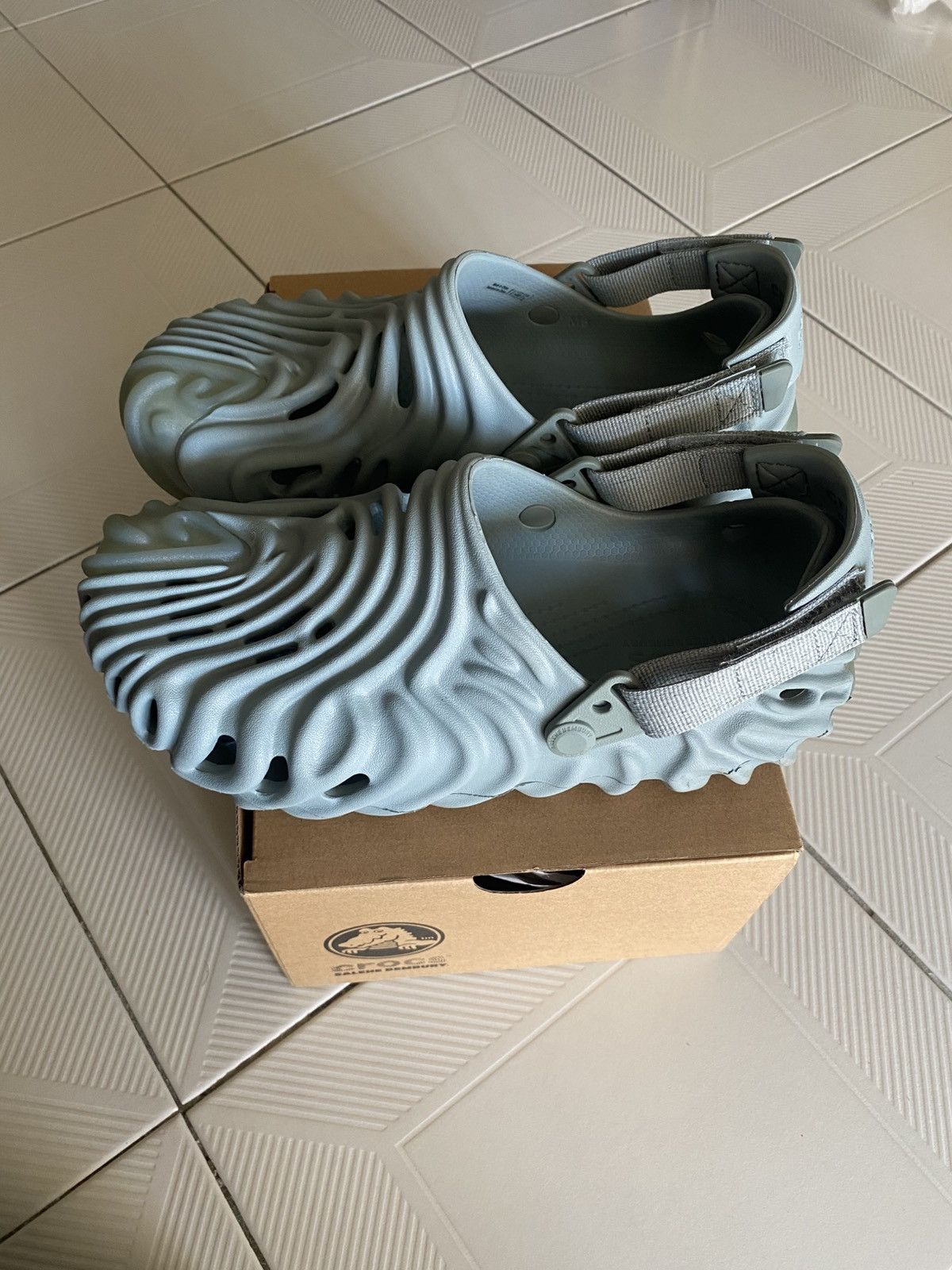 Crocs × Salehe Bembury Crocs Salehe Bembury Manta Size US 8 / EU 41 - 3 Thumbnail
