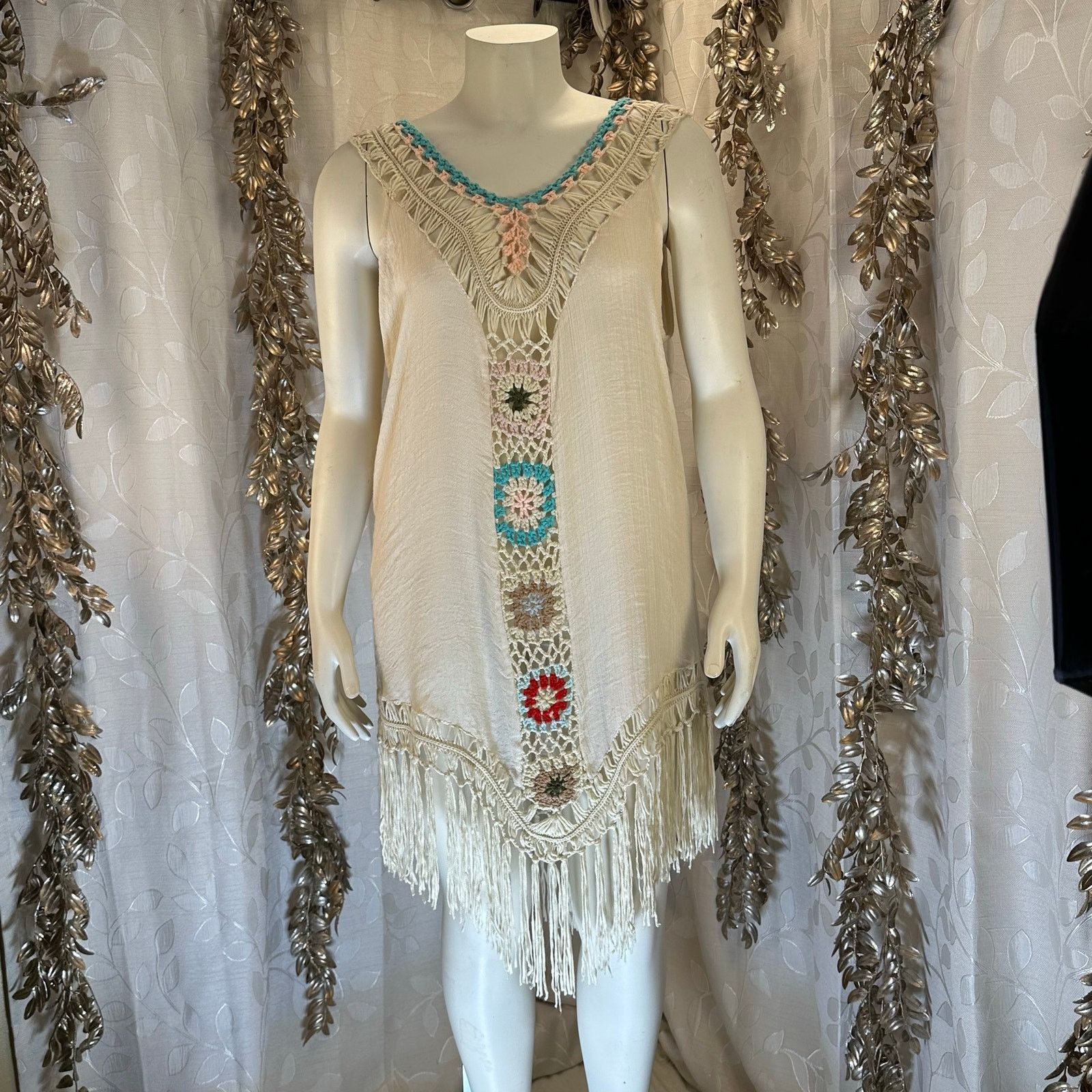 Other Negs Women’s Crochet Fringe Tunic Cover Up Cream Medium Larg Size ONE SIZE - 1 Thumbnail