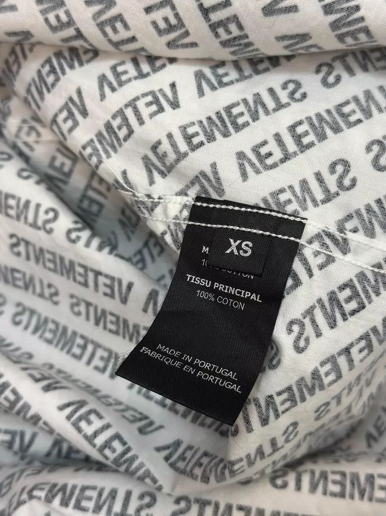 Vetements Vetements 20ss Small Letter Print Shirt 2506-Nextarrow Size US XS / EU 42 / 0 - 3 Thumbnail