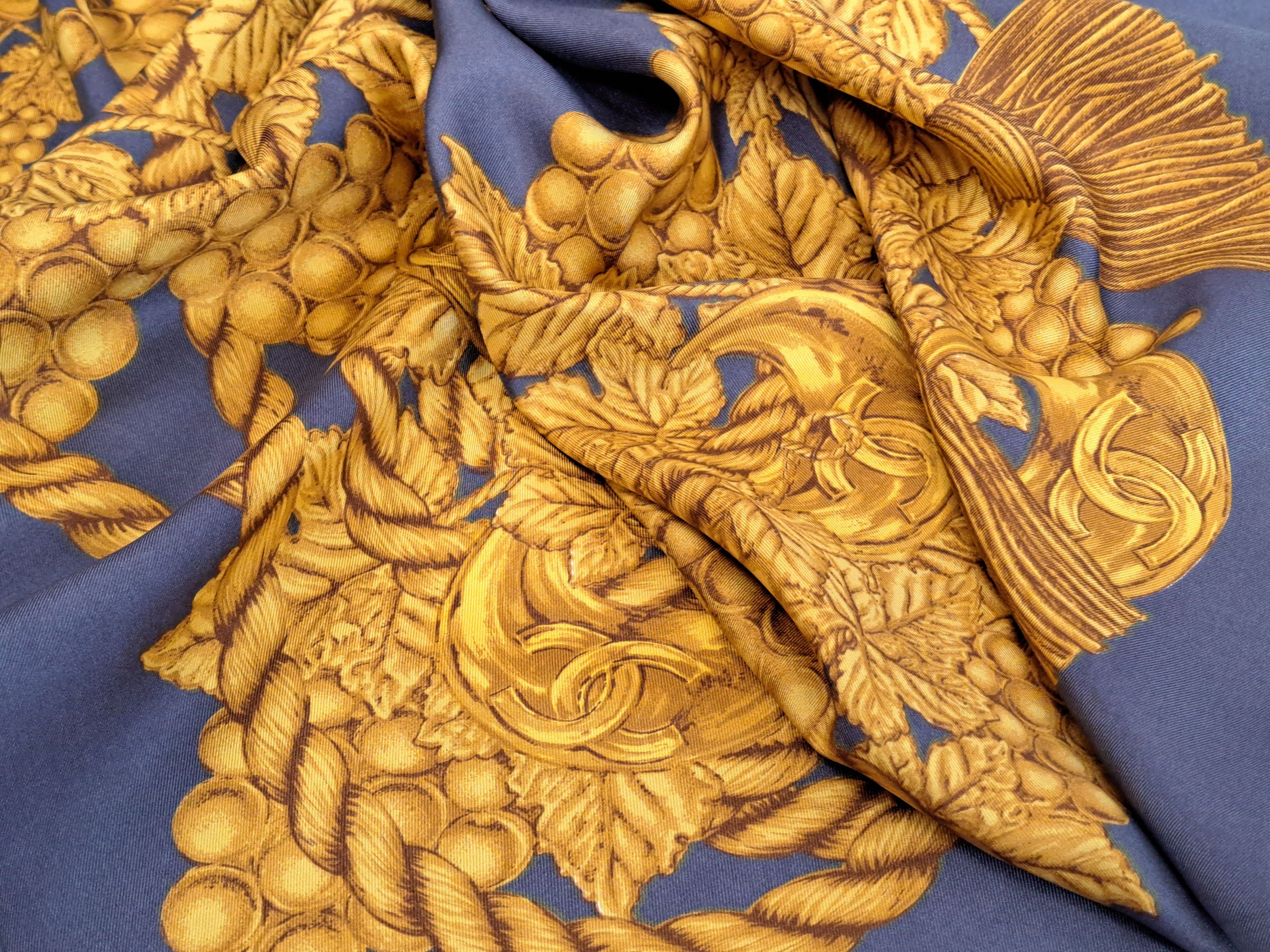 Chanel Vintage CHANEL gray/gold silk scarf grapes and tassel motif. Size ONE SIZE - 8 Thumbnail