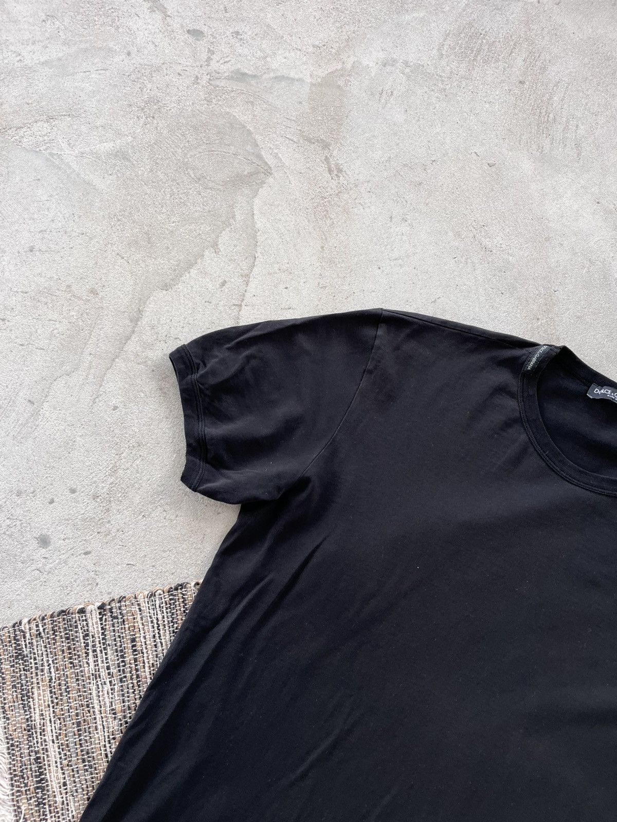 Dolce & Gabbana Vintage Dolce Gabbana Black TShirt Luxury Minimal Blank Logo Size US L / EU 52-54 / 3 - 2 Thumbnail