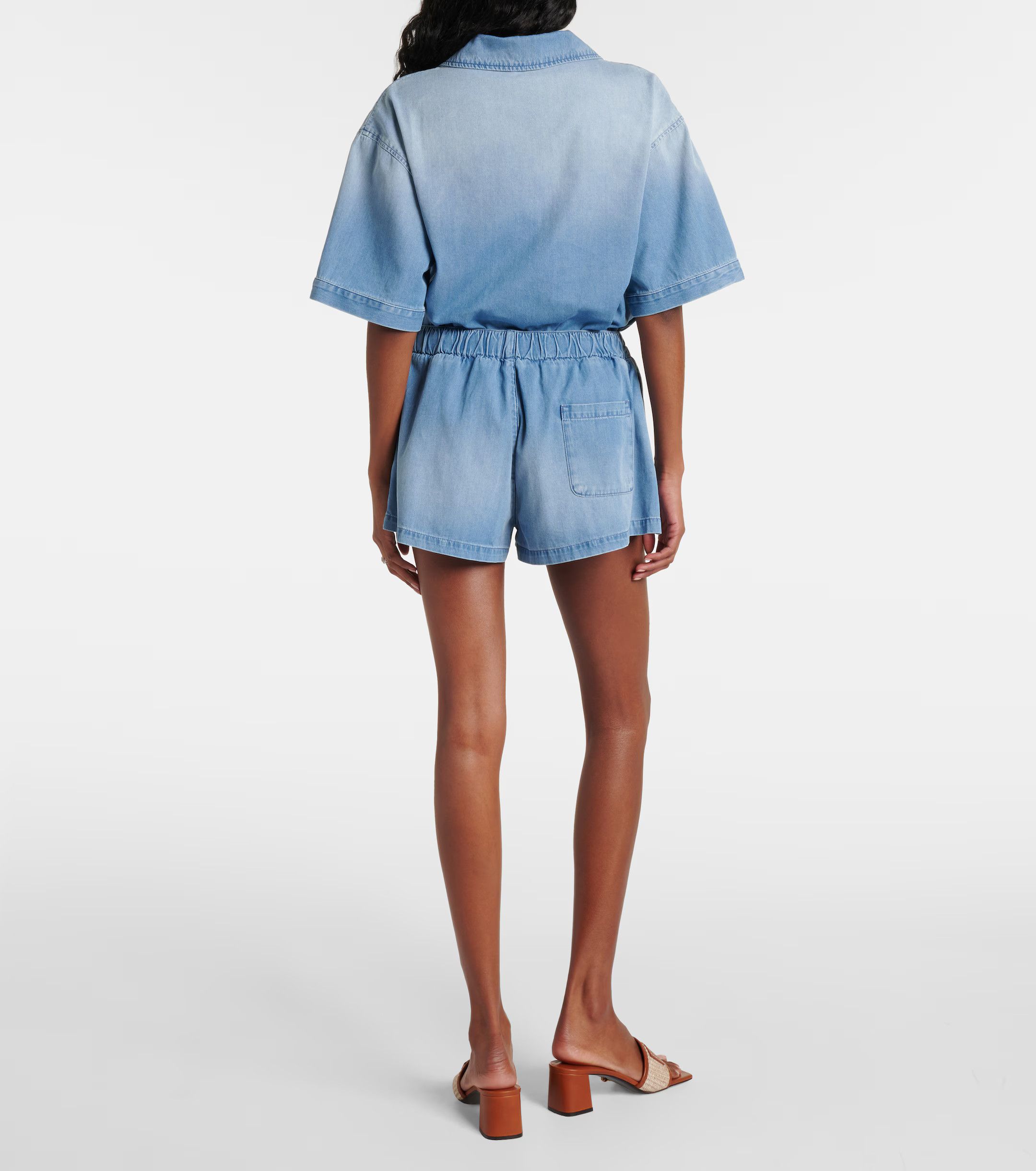 Versace o1s22i1n1024 Lightweight Denim Shorts in Blue Size 26" / US 2 / IT 38 - 3 Thumbnail