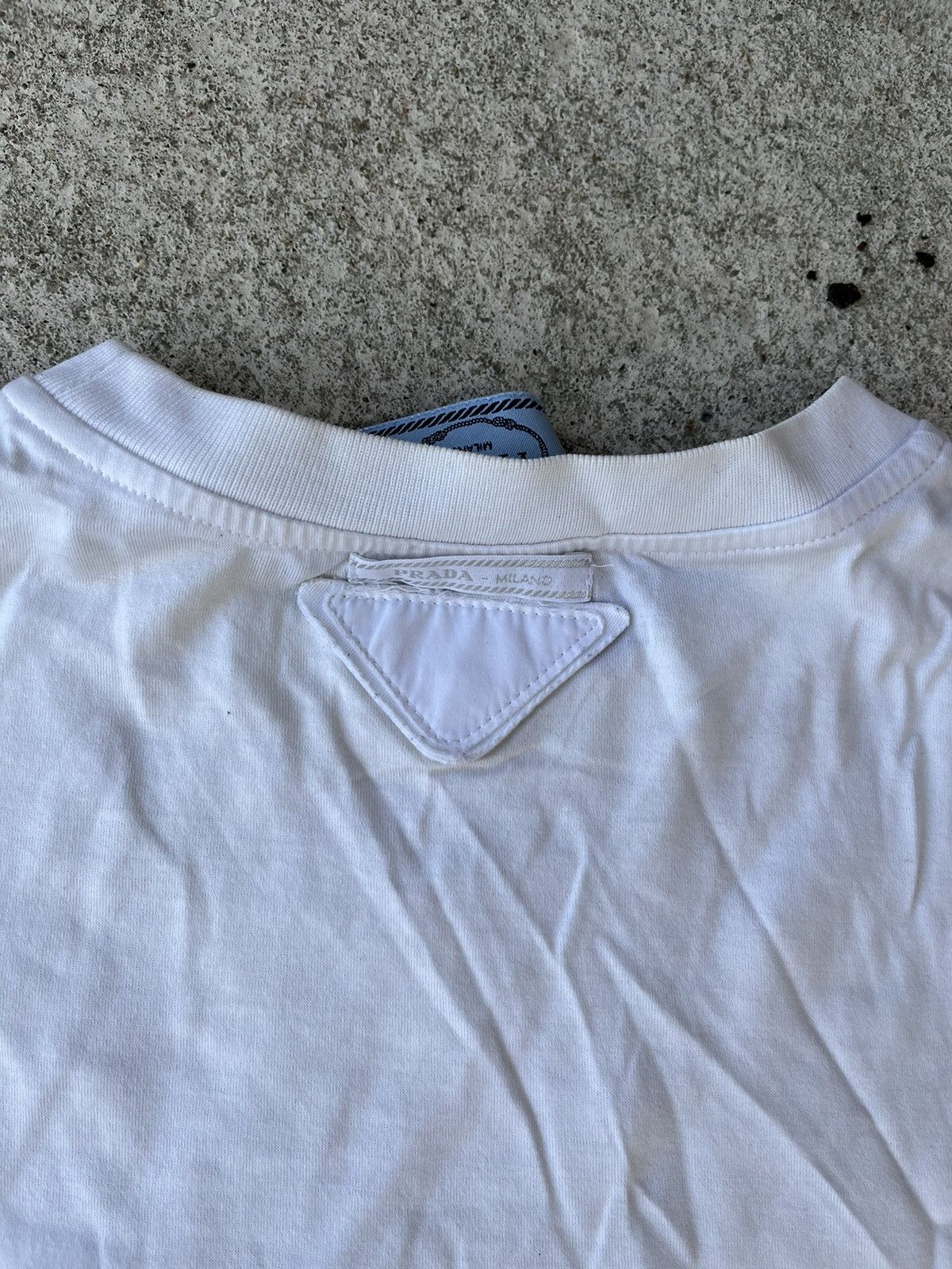 Prada Prada rubber logo T shirt Size S / US 4 / IT 40 - 5 Thumbnail