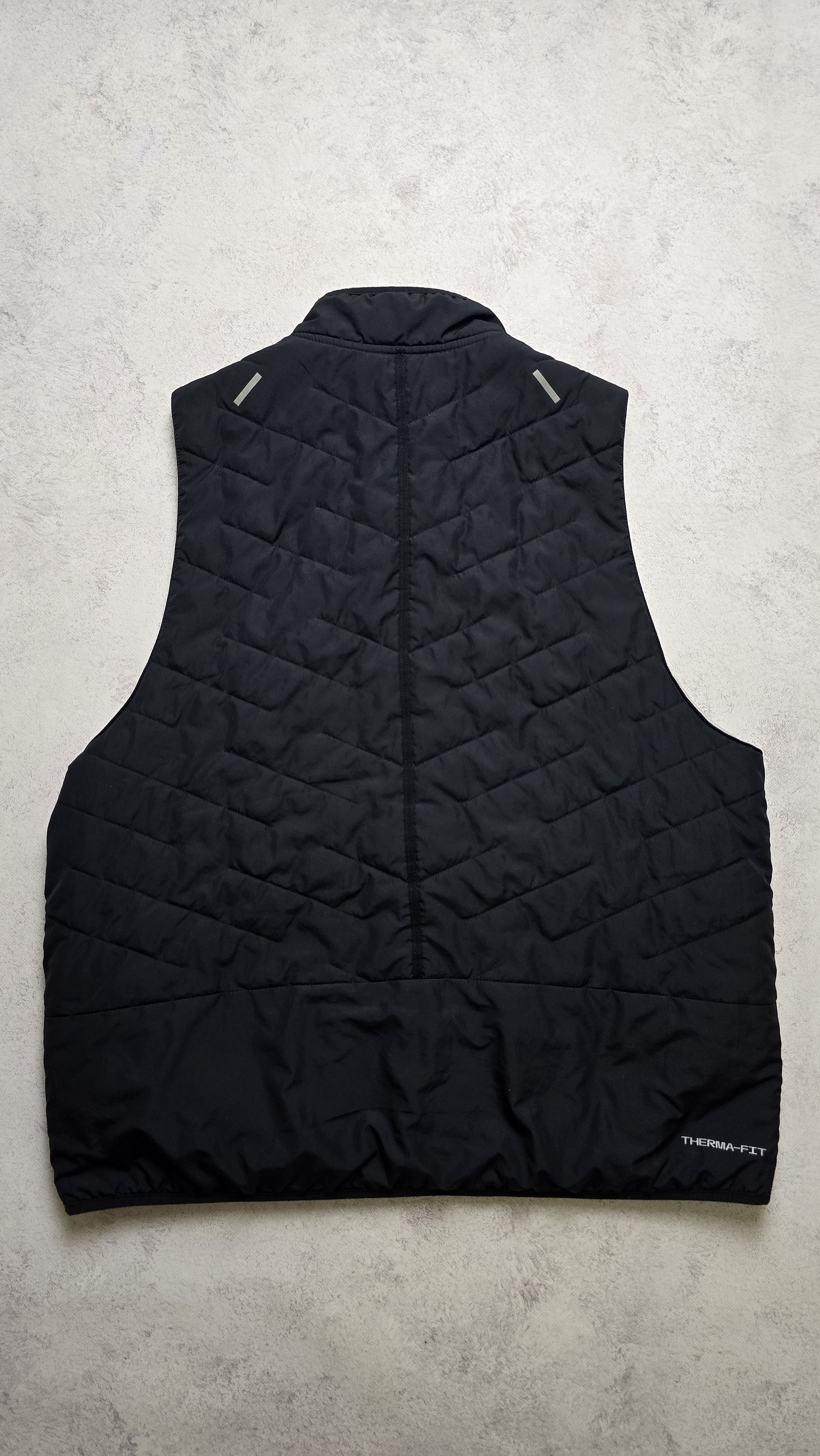 Nike Nike Therma-FIT Repel Running Vest Lightweight DD5647-010 Size US XL / EU 56 / 4 - 2 Thumbnail