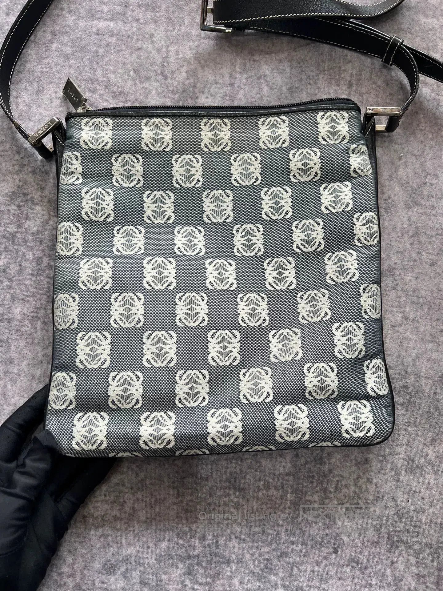 Loewe Loewe All-Over Print Messenger Bag. Size ONE SIZE - 3 Thumbnail