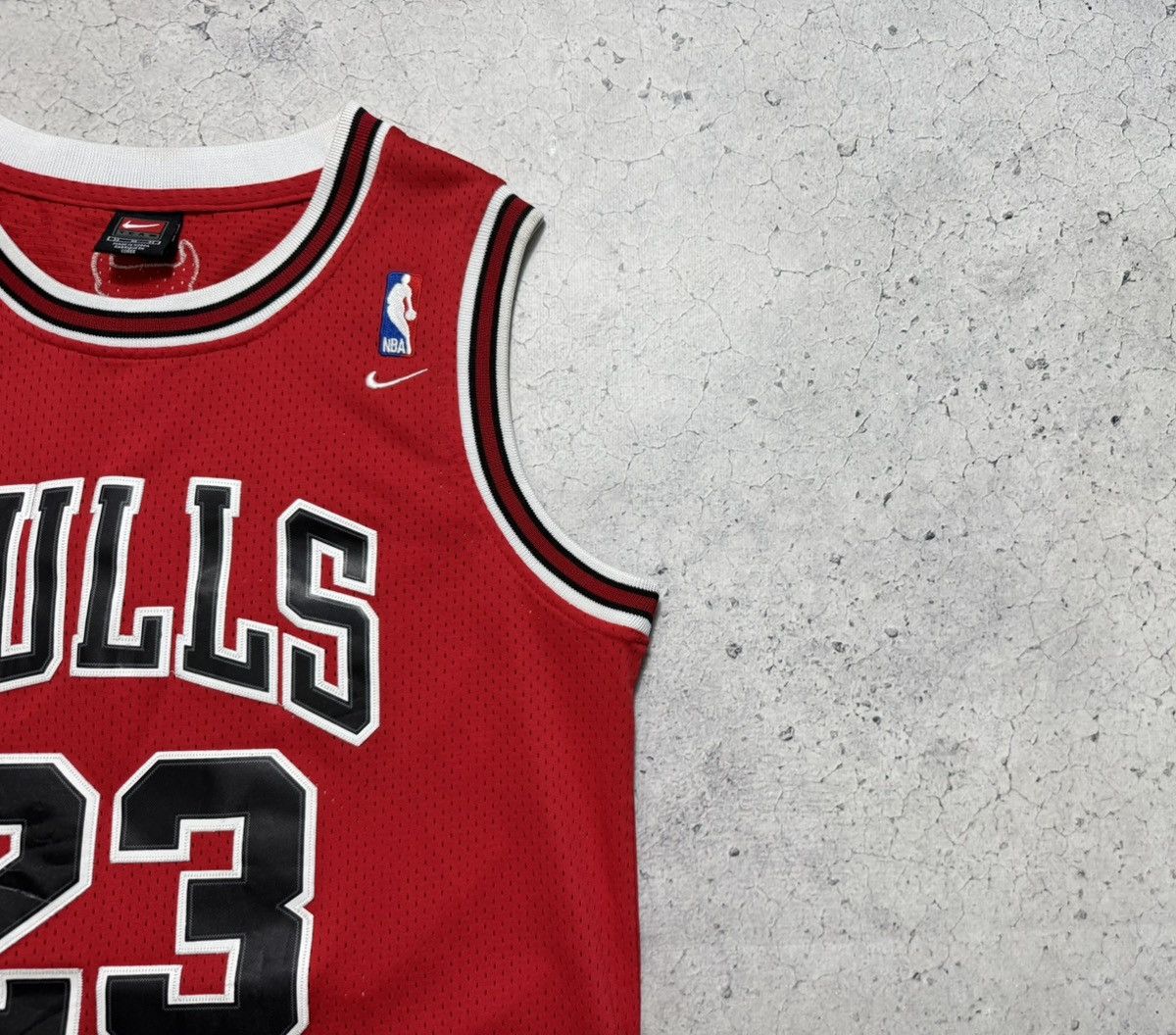 Nike Nike Air Jordan #23 Chicago Bulls Vintage Jersey Shirt NBA Size US M / EU 48-50 / 2 - 5 Thumbnail