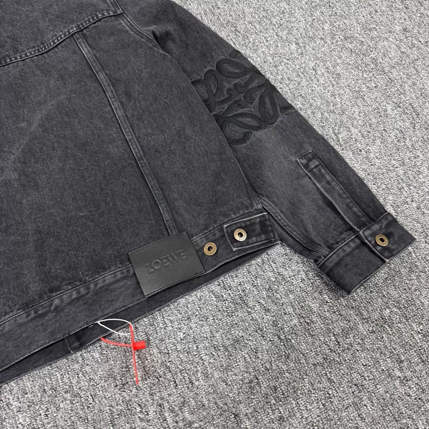 Loewe Loewe Washed Denim Jacket Square Embroidered Logo 48 Size US M / EU 48-50 / 2 - 4 Thumbnail