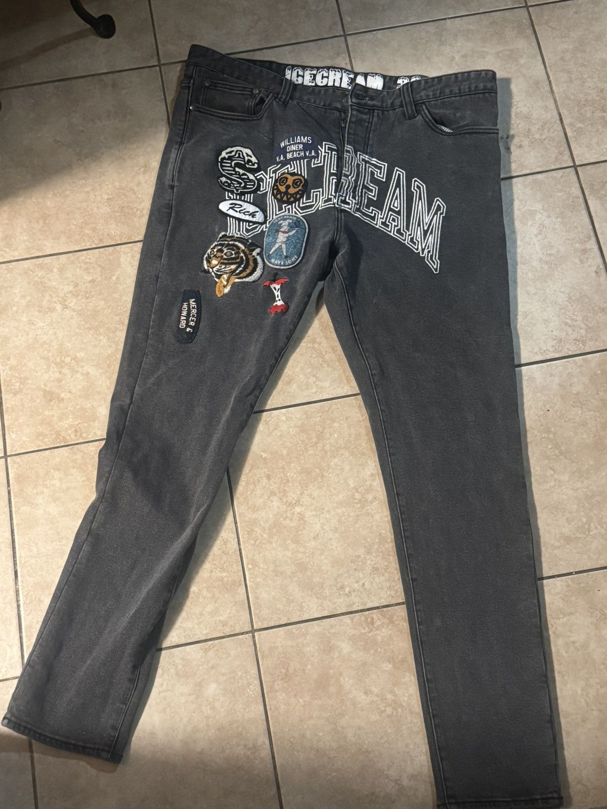 Icecream Icecream embroidered jeans Size US 38 / EU 54 - 1 Thumbnail