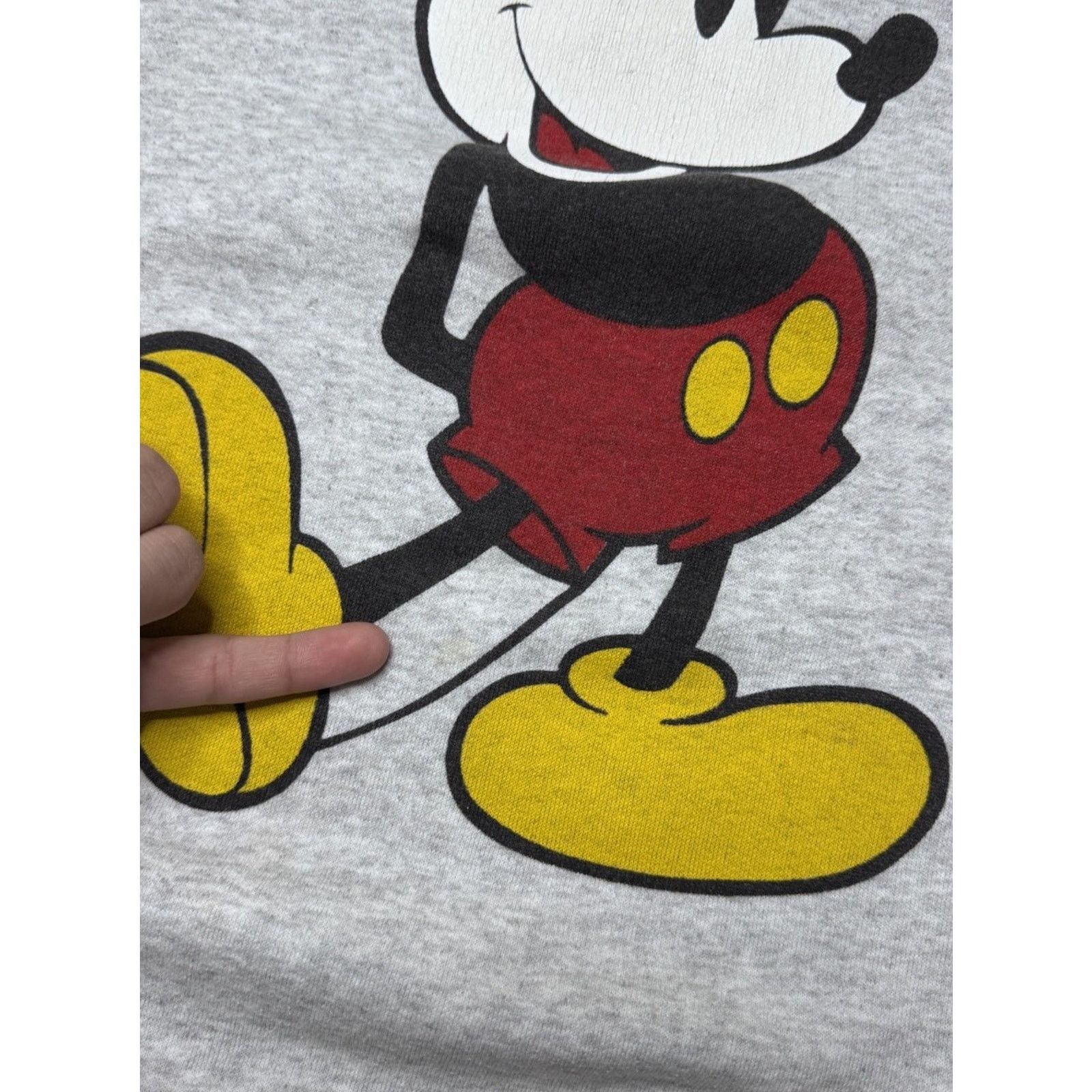 Disney Vintage Disney Mickey Sweatshirt Mens Medium Crewneck 90s Size US M / EU 48-50 / 2 - 11 Thumbnail