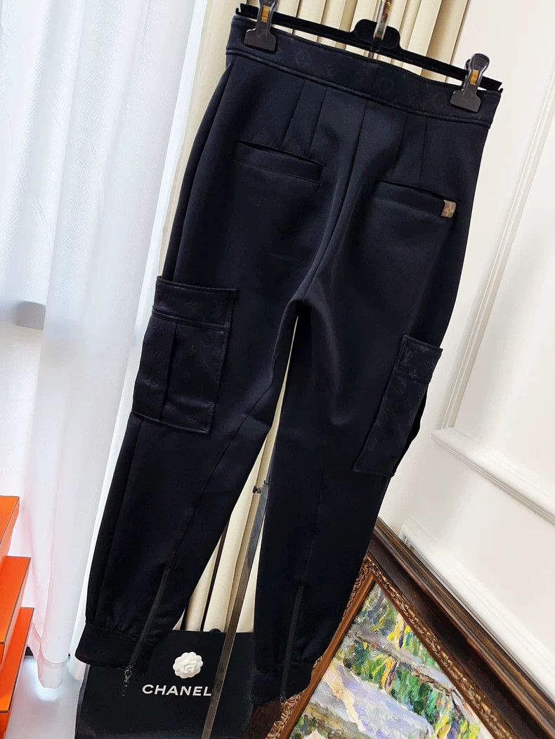 Louis Vuitton LOUIS VUITTON Black presbyopic sports corset pants 2504-Nex Size US 36 / EU 52 - 2 Thumbnail