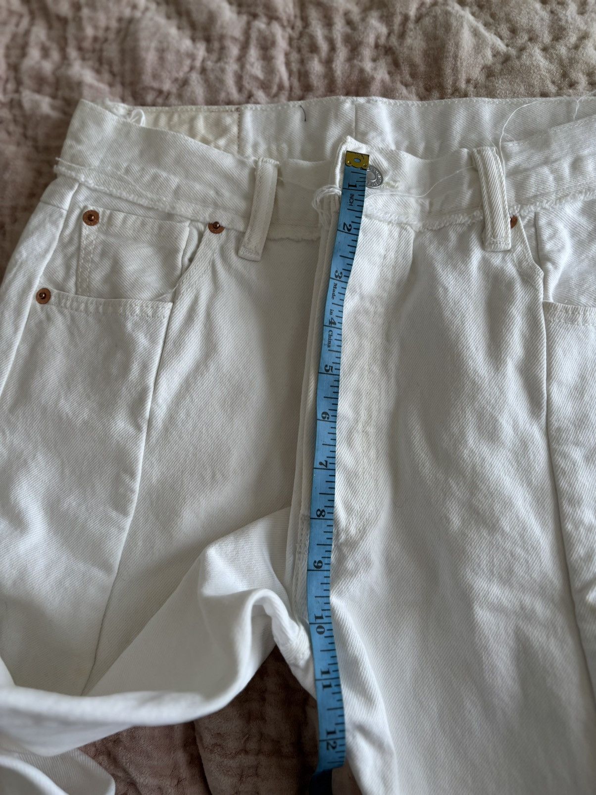 Levi's × Vetements Vetements Levi Raw Edge Size US 28 / EU 44 - 6 Thumbnail
