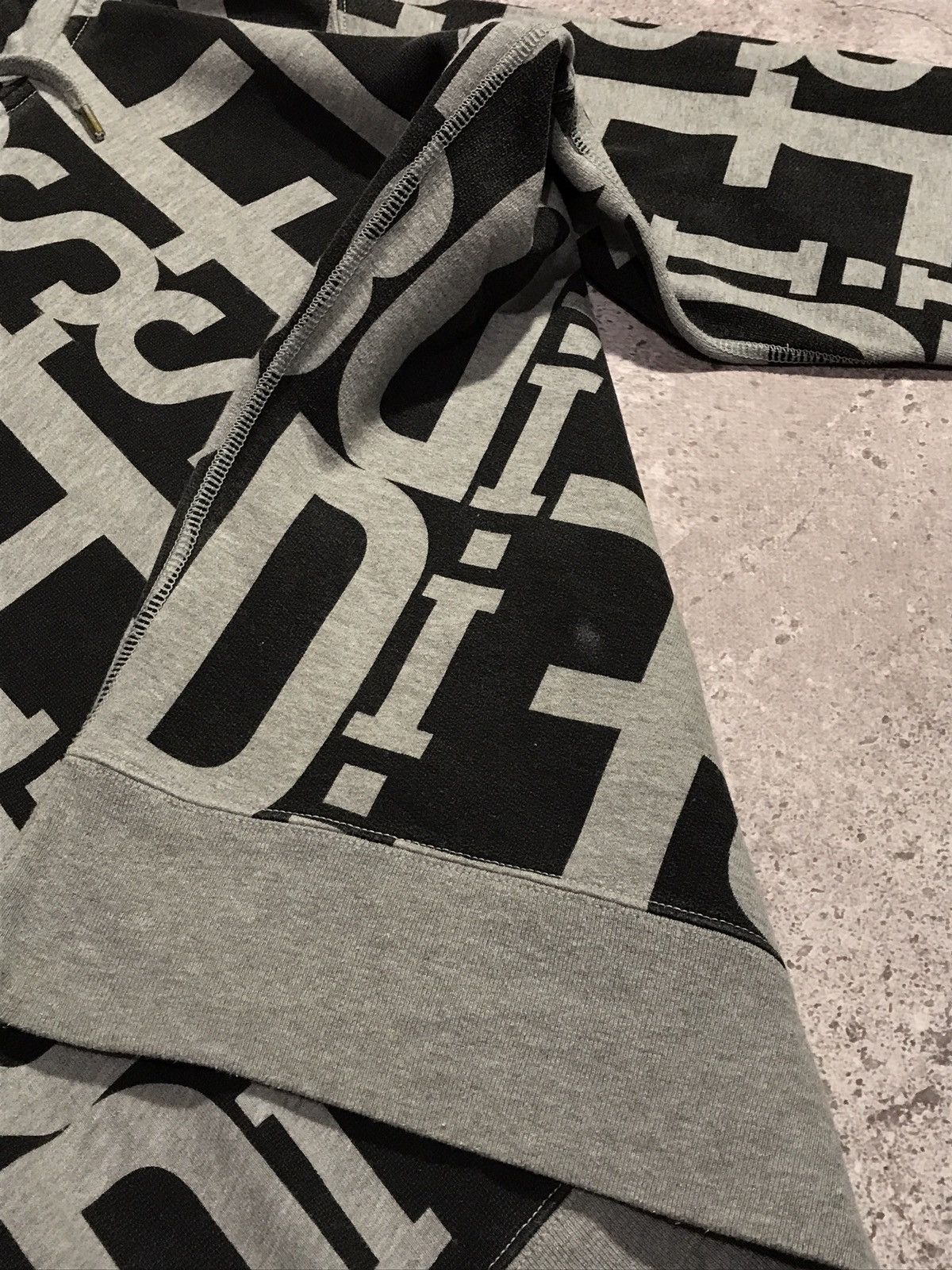 Diesel Vintage Hoodie Diesel Y2K Monogram Grey S Size S / US 4 / IT 40 - 6 Thumbnail
