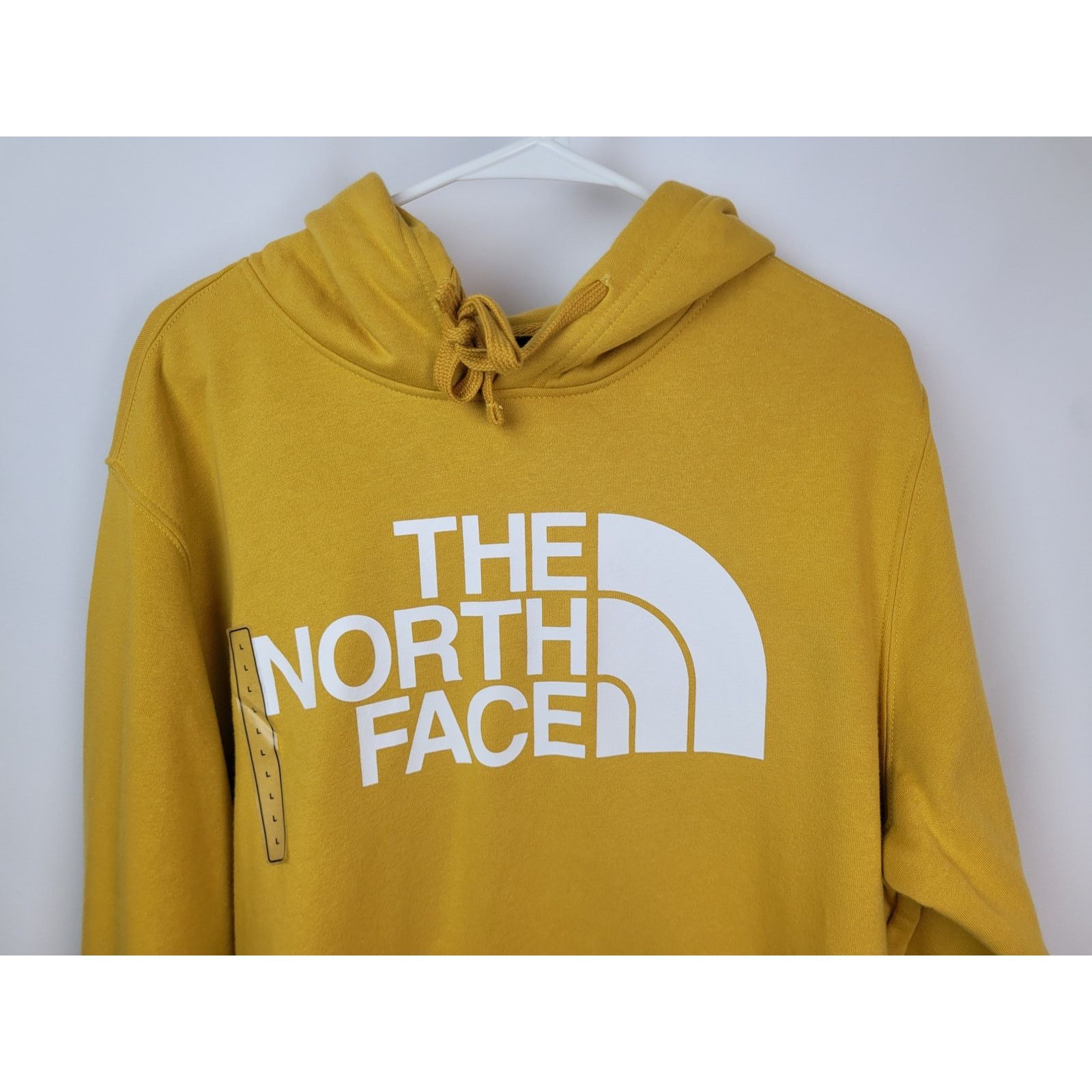 The North Face North Face NWT Men's Half Dome Pullover Hoodie Golden Sz L Size US L / EU 52-54 / 3 - 2 Thumbnail