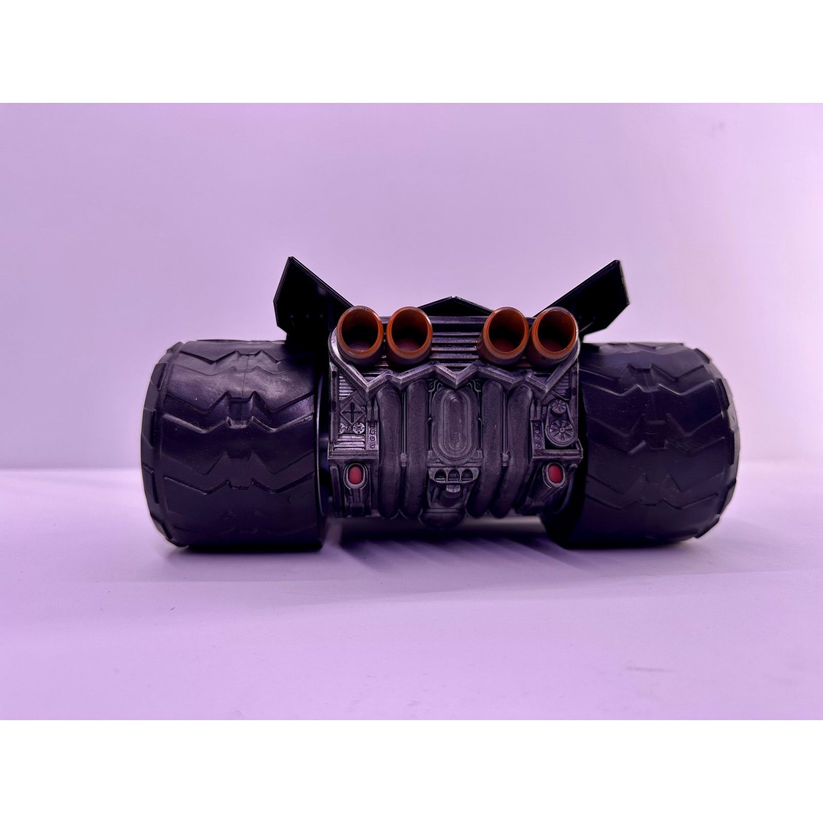 & Other Stories McFarlane Toys DC Multiverse Bat-Raptor Vehicle Batmanmobile Size ONE SIZE - 4 Thumbnail