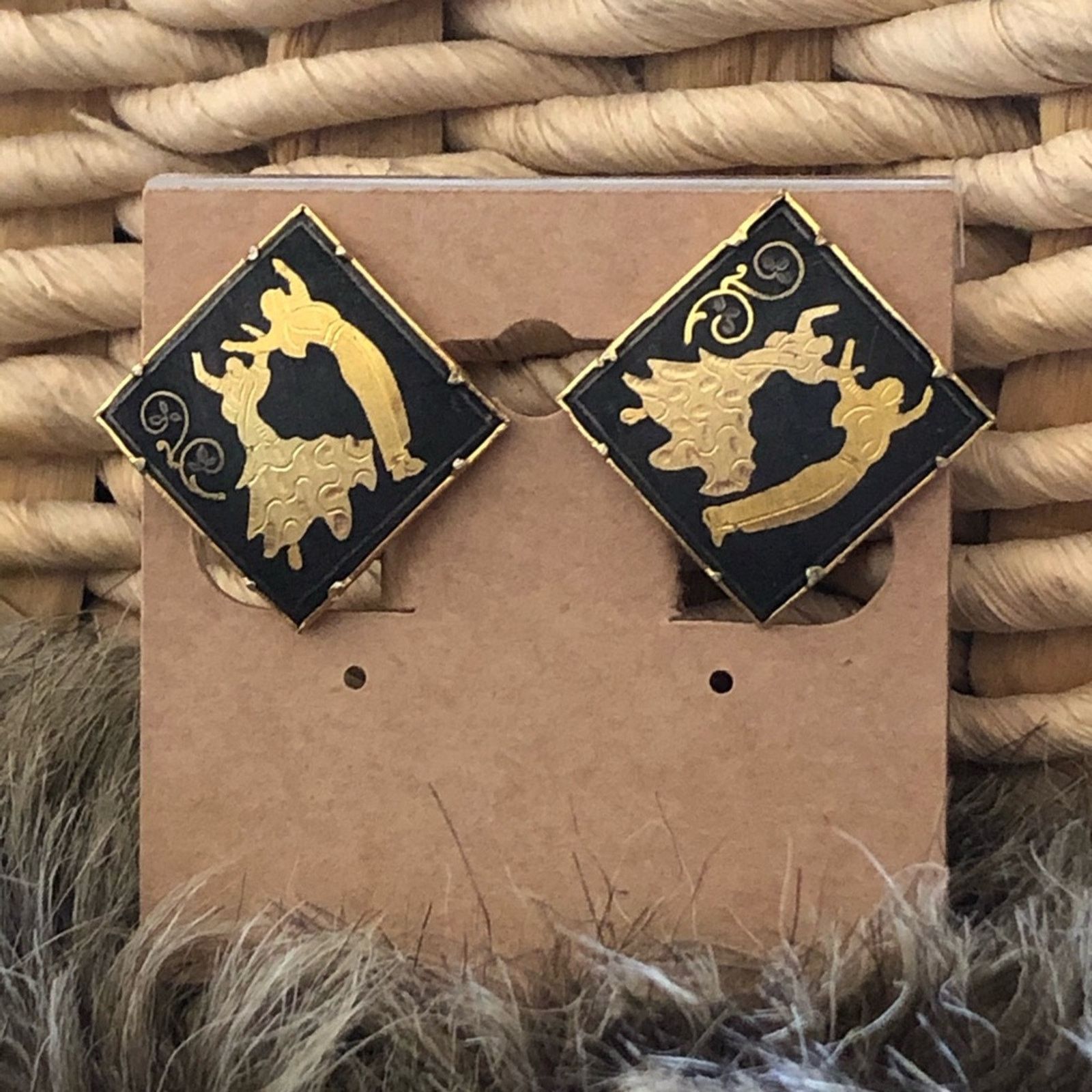 Vintage Vintage 60s dancing couple damascene clip earrings Size ONE SIZE - 1 Thumbnail