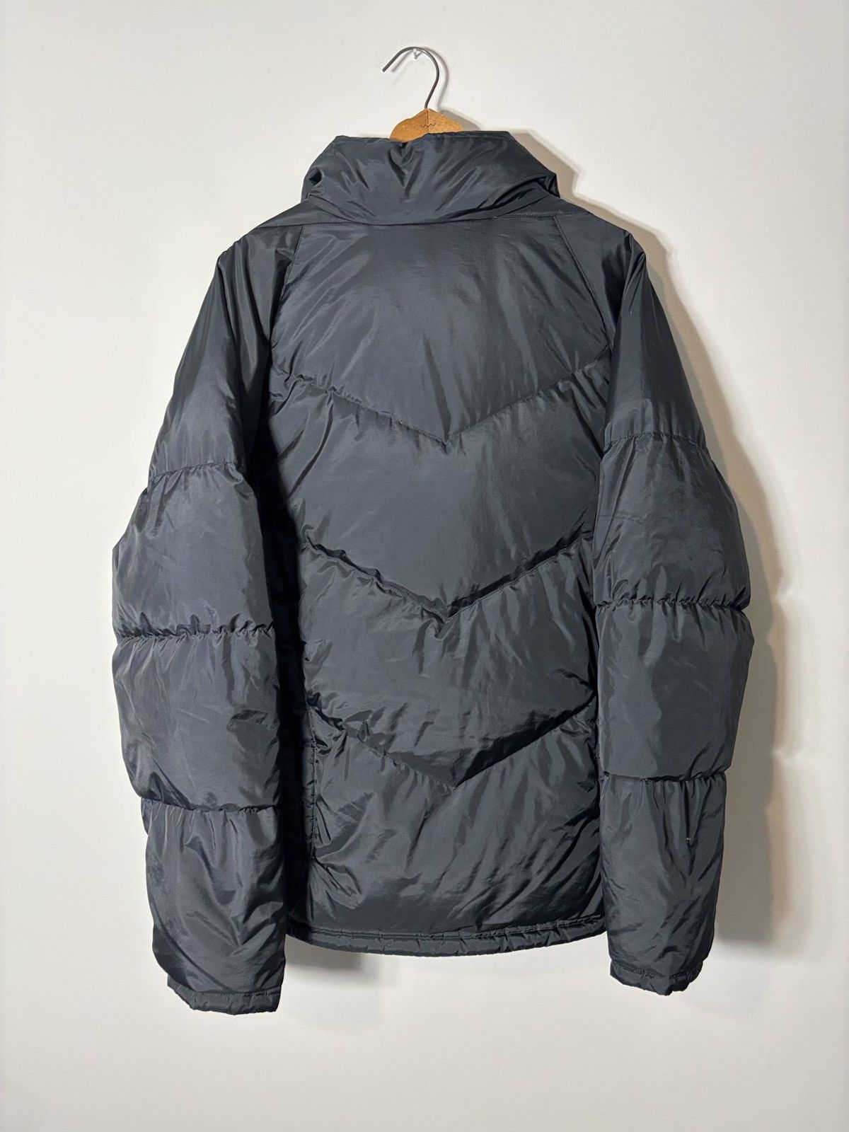 Nike Vintage Nike Puffer Jacket Grey Tag Y2K Medium Size US M / EU 48-50 / 2 - 4 Thumbnail
