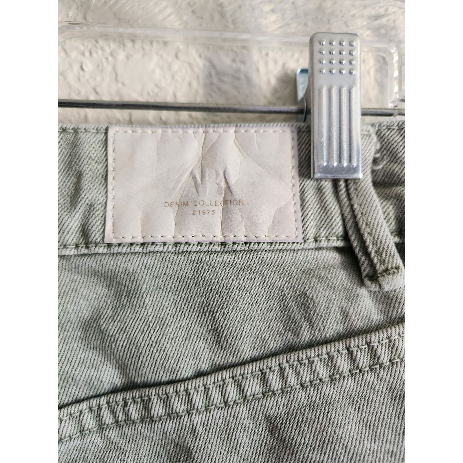 Zara Zara Women's Light Green Straight Leg Denim Jeans-4 Size 27" / US 4 / IT 40 - 4 Thumbnail