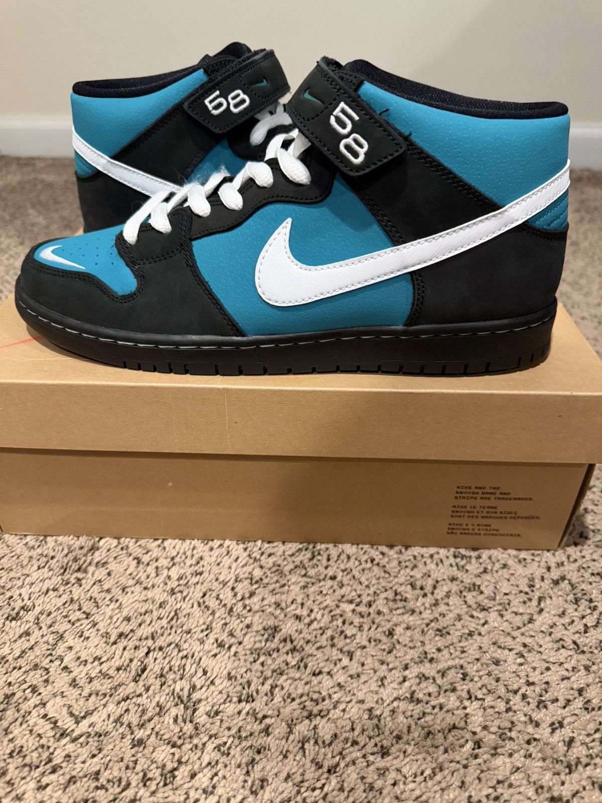 Nike SB Nike SB Dunk Mid Griffey Size US 11 / EU 44 - 1 Thumbnail