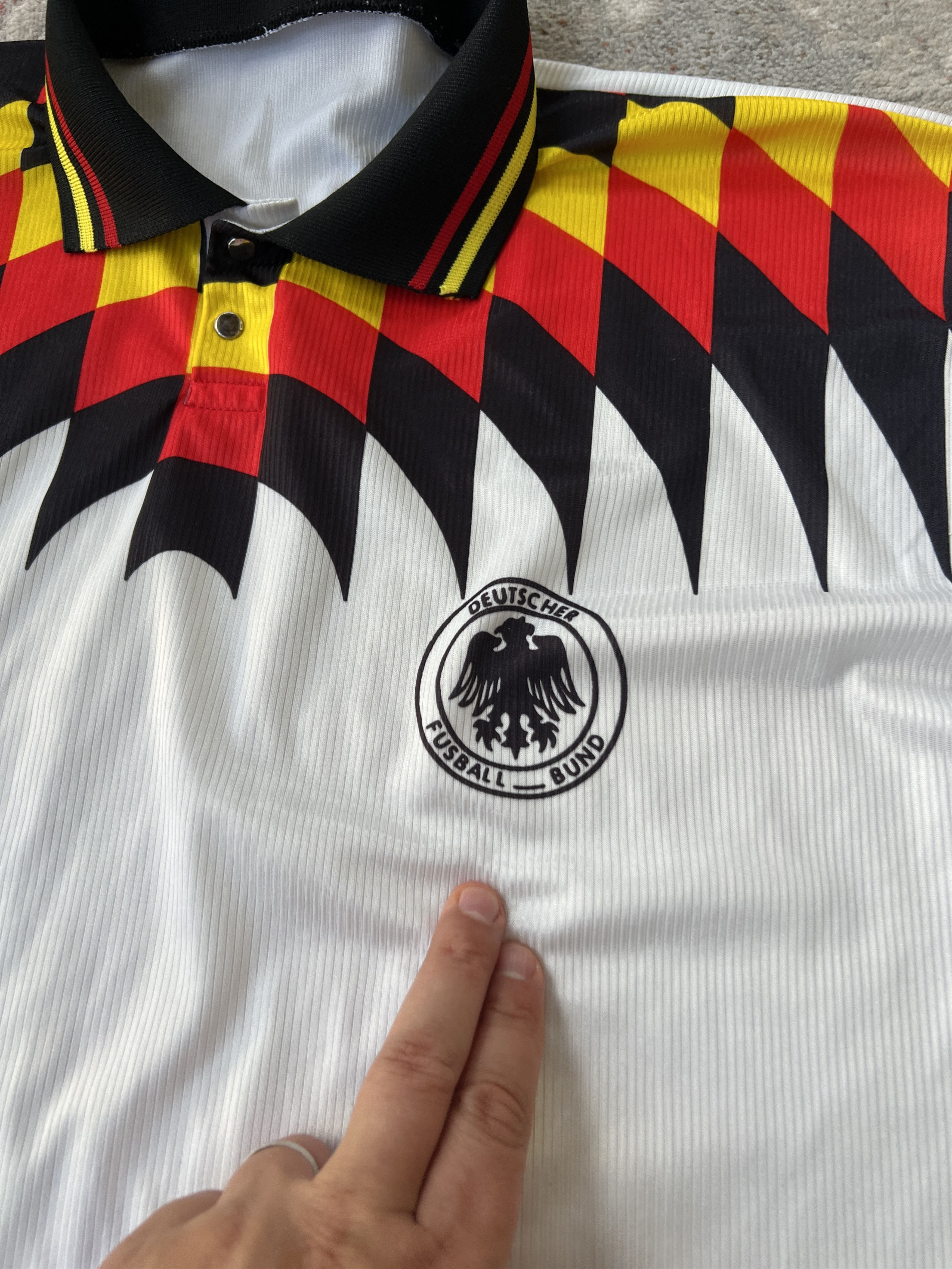 Vintage Deutscher Fusball Bund Vintage Jersey Size US L / EU 52-54 / 3 - 3 Thumbnail