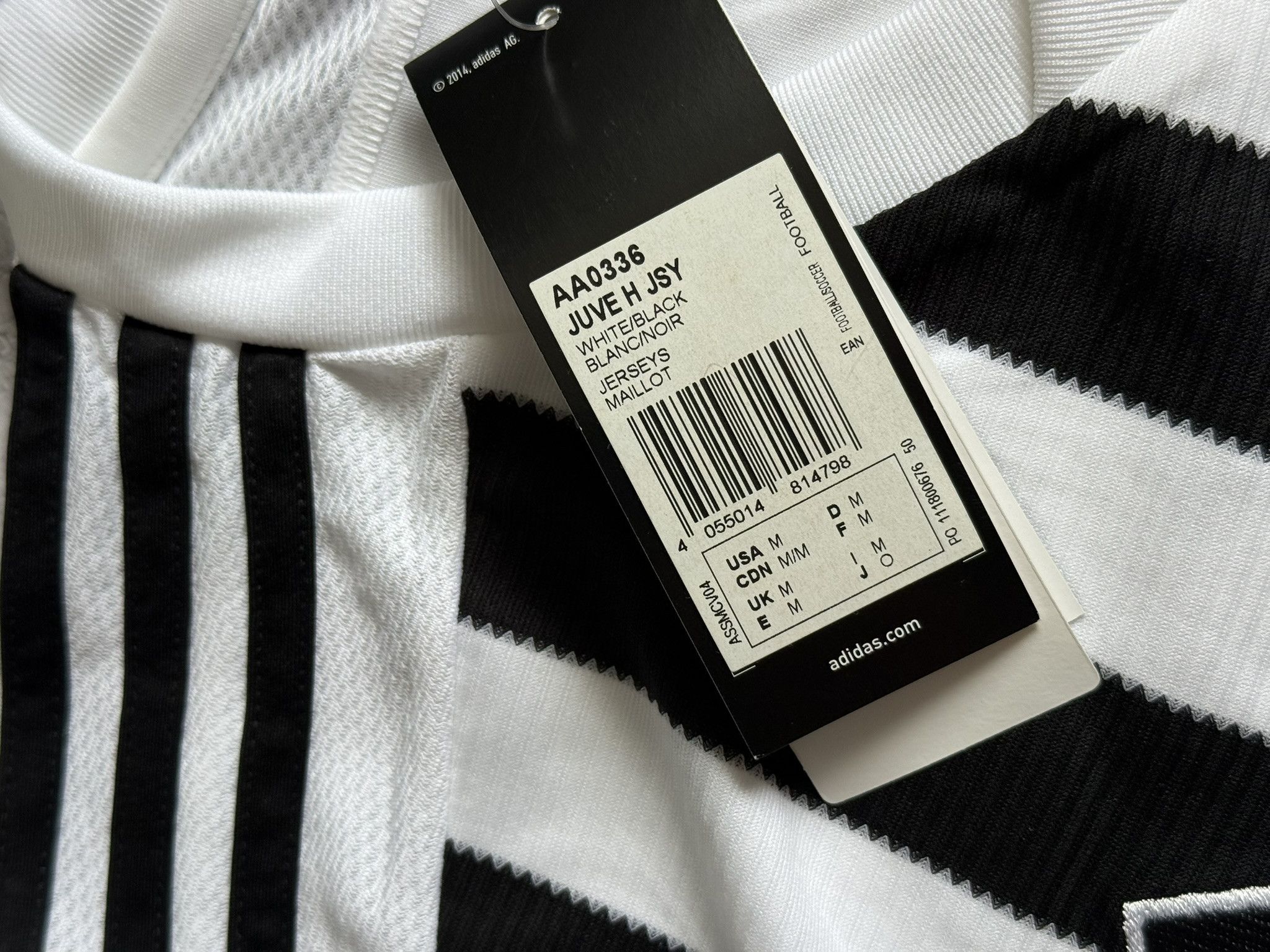 Adidas JUVENTUS 2015 2016 HOME SHIRT SOCCER JERSEY ADIDAS SIZE M Size US M / EU 48-50 / 2 - 6 Thumbnail