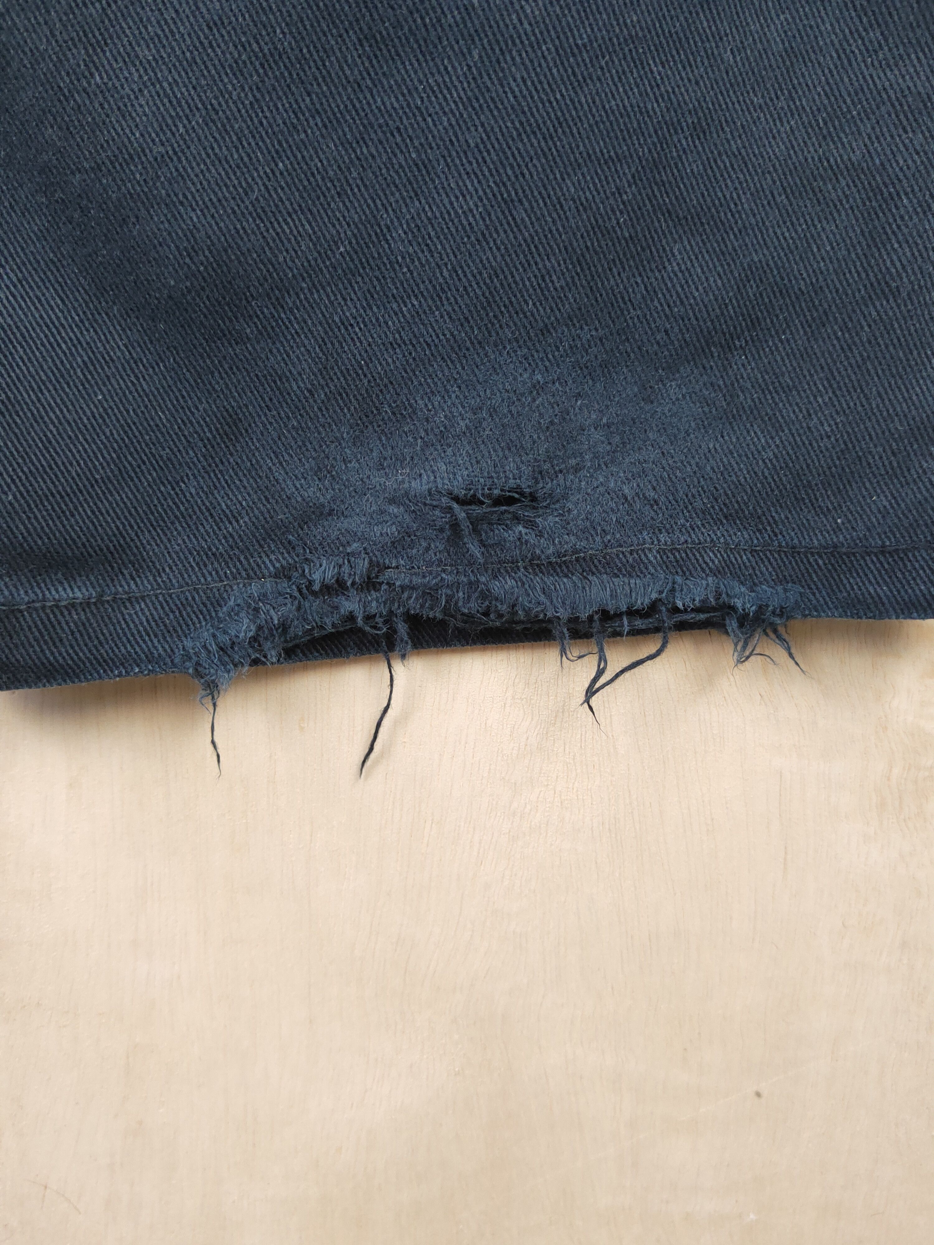 Japanese Brand Japanese Brand Black Distressed Ripped Jeans #S2489 Size US 32 / EU 48 - 13 Thumbnail