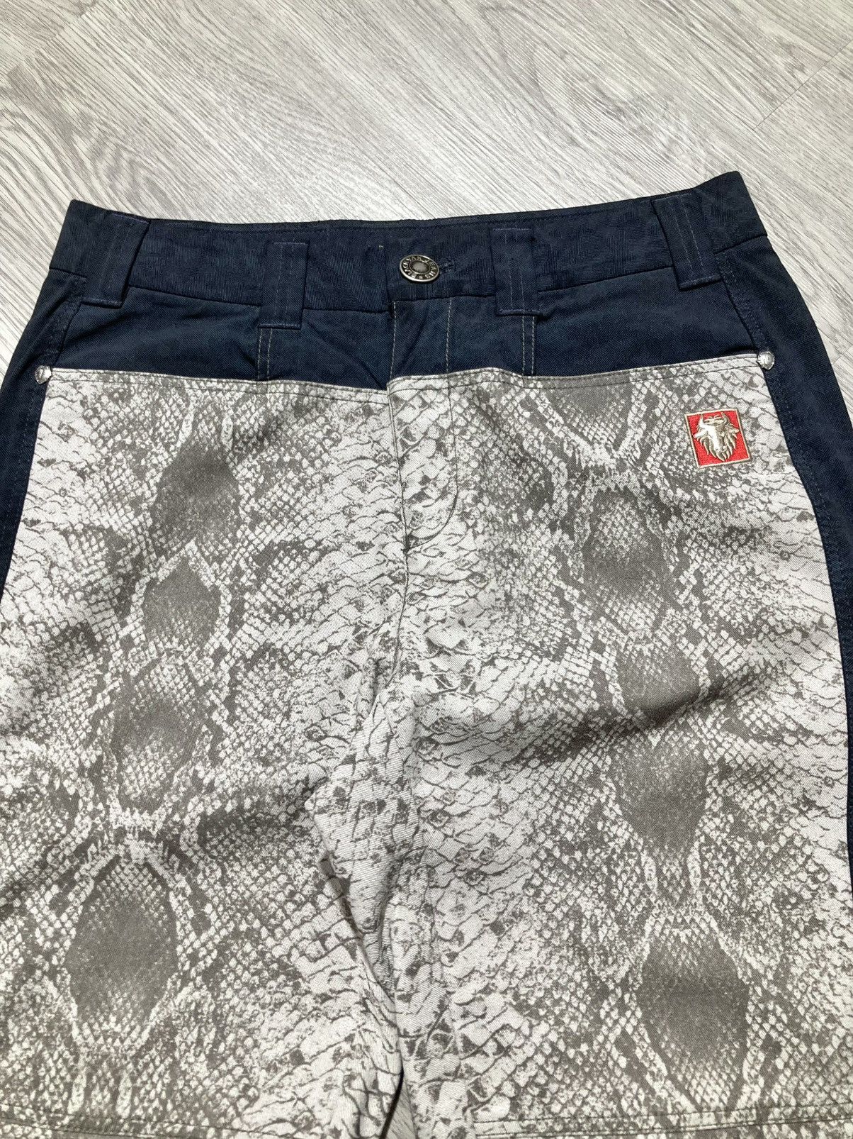 Japanese Brand 2000s BlackYak Snake Skin Pattern Nylon Outdoor Pants Size US 27 - 5 Thumbnail