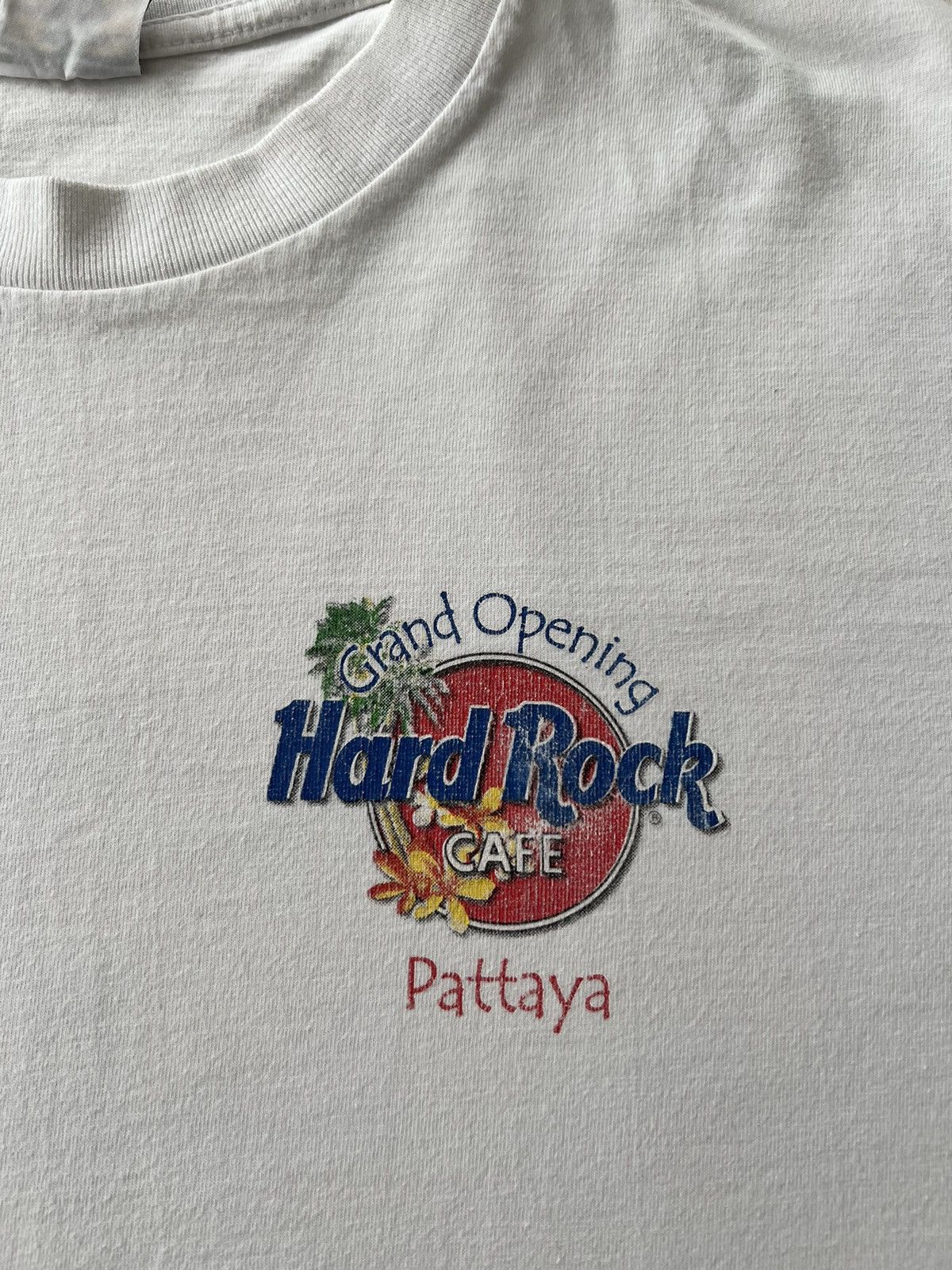 Hard Rock Cafe Vintage 90s Hard Rock Cafe Pattaya Surf White T-shirt Size US L / EU 52-54 / 3 - 4 Thumbnail