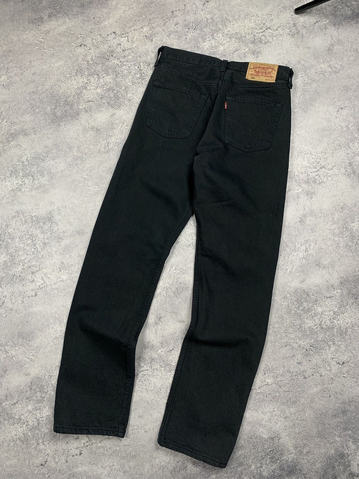 Levi's Levi’s 501 Men’s Black Straight Leg Jeans Size W30 L32 Y2K Size US 30 / EU 46 - 2 Thumbnail