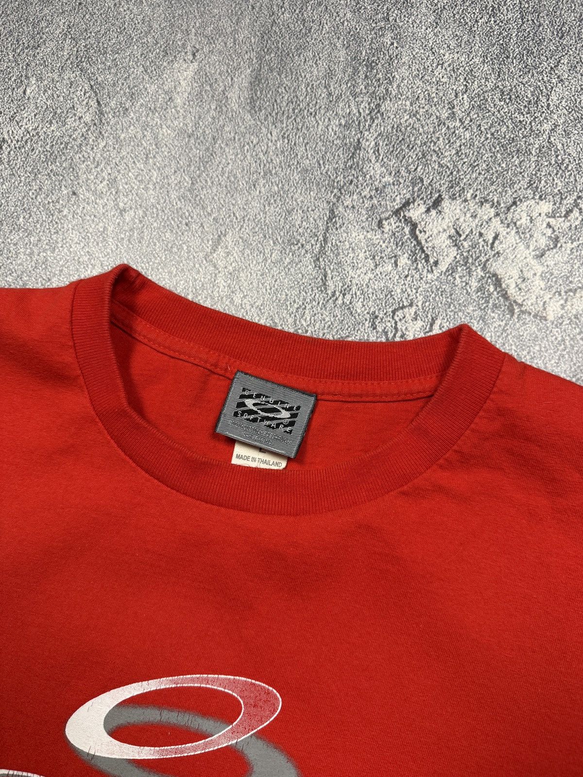 Oakley Vintage OAKLEY Surf Software Tee Size US L / EU 52-54 / 3 - 7 Thumbnail
