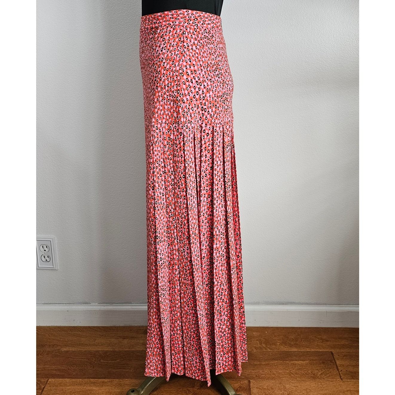 Ted Baker MINT Ted Baker Pleated Side Slit Zandi Midi Skirt 0 (2-XS) Size 25" / US 0 / IT 36 - 6 Thumbnail