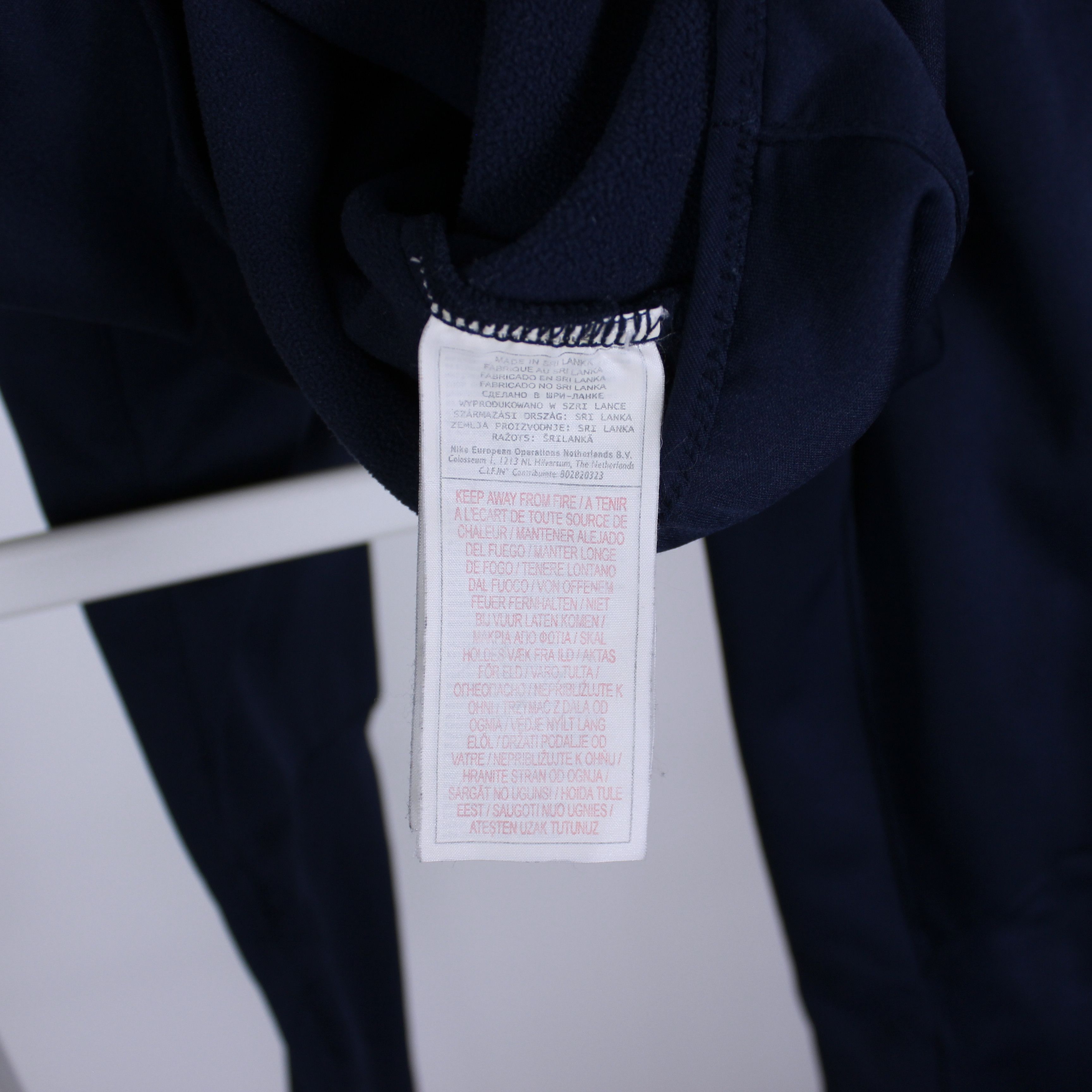 Nike Nike Silver Tag 1/4 Zip Sport Top With Thumb Holes vintage Size US XL / EU 56 / 4 - 9 Thumbnail