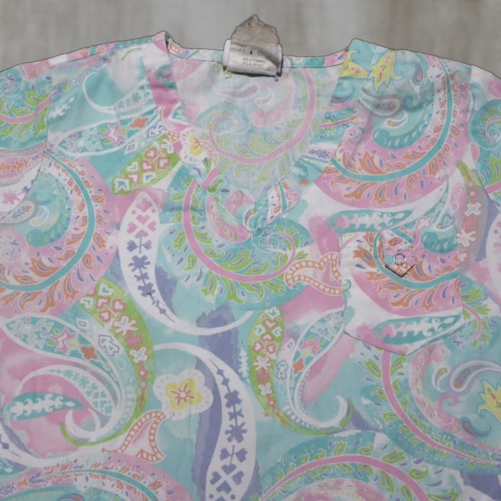 Pinko VINTAGE UA Scrubs Shirt Adult Women Size M Pink Green Blue Paisley Floral Shirt Womens Size S / US 4 / IT 40 - 1 Thumbnail