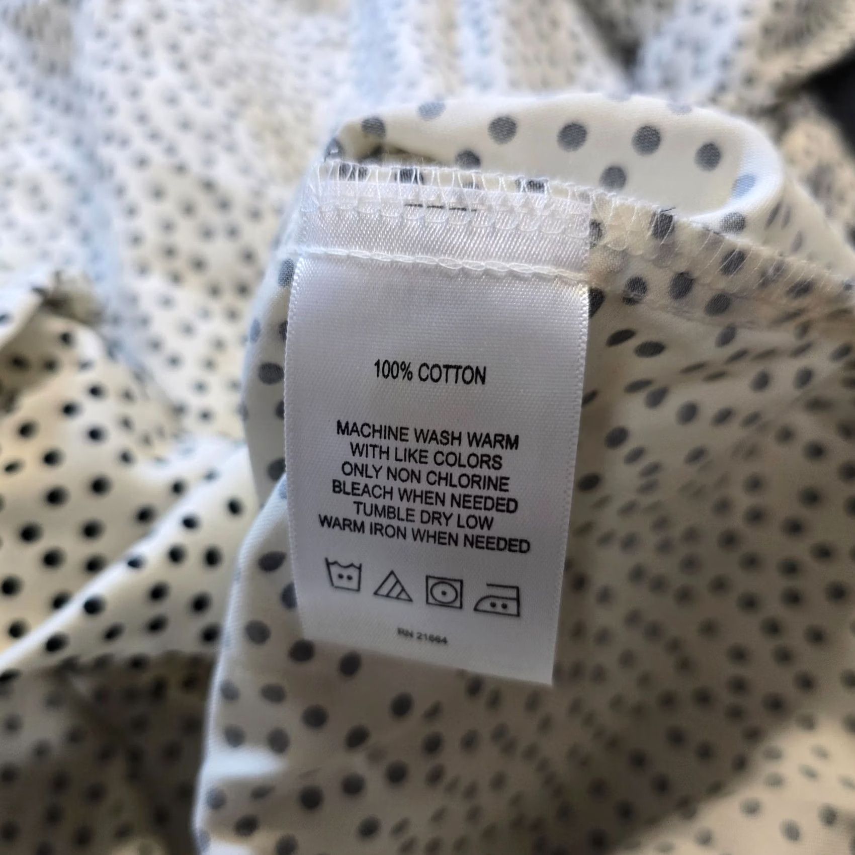 Vintage Foxcroft Blouse Womens 18 White Polka Dot Long Sleeve Button Wrinkle Free Career Size XXL / US 16-18 / IT 52-54 - 7 Thumbnail
