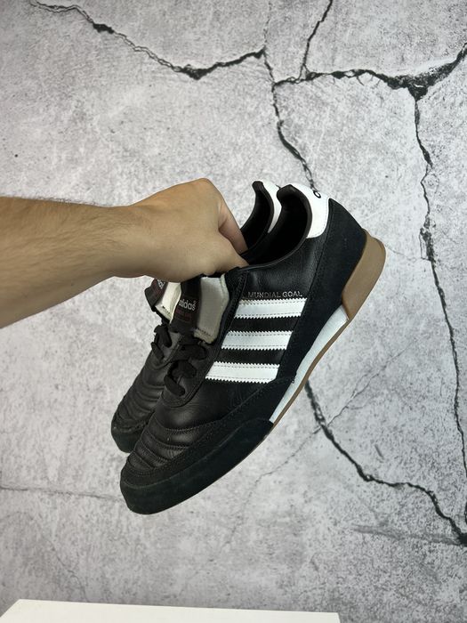 Chaussure Mundial Goal - Noir adidas